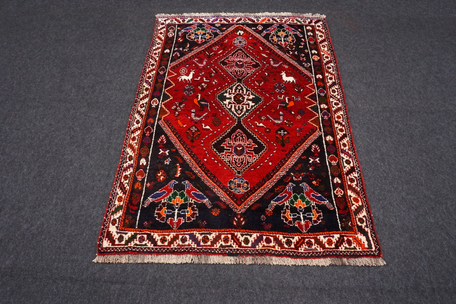 Gaschgai Schiraz 175 x 120 cm Dunkelrot Perserteppich Handgeknüpft