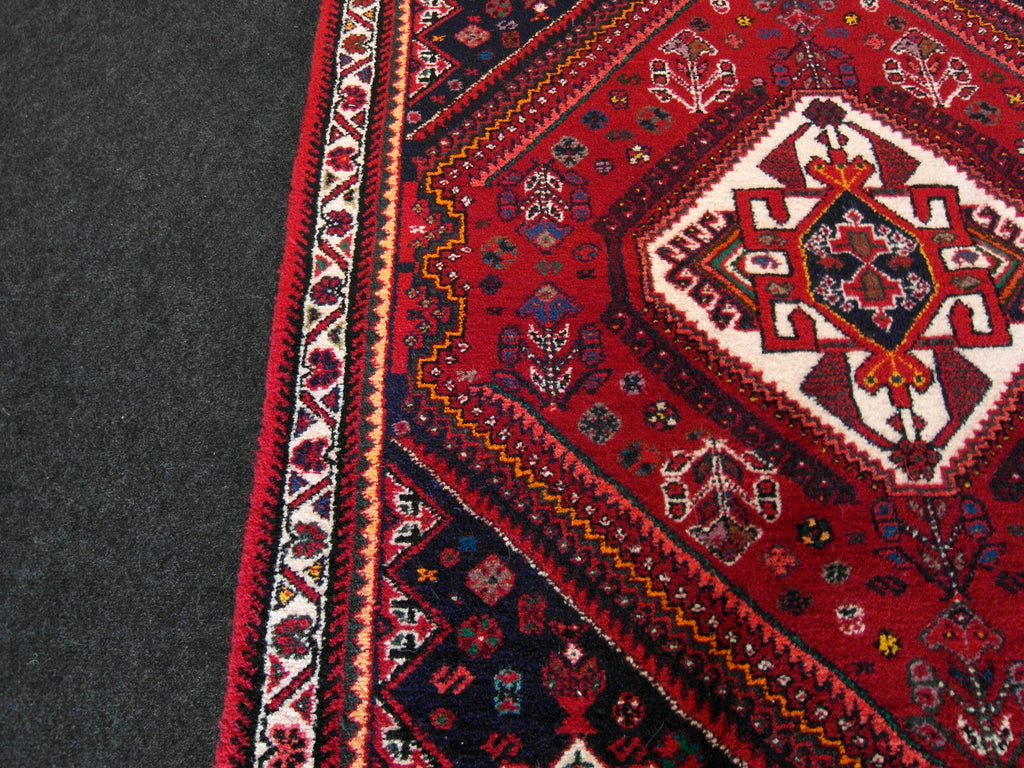 Gaschgai Perserteppich 152 x 112 cm Rot