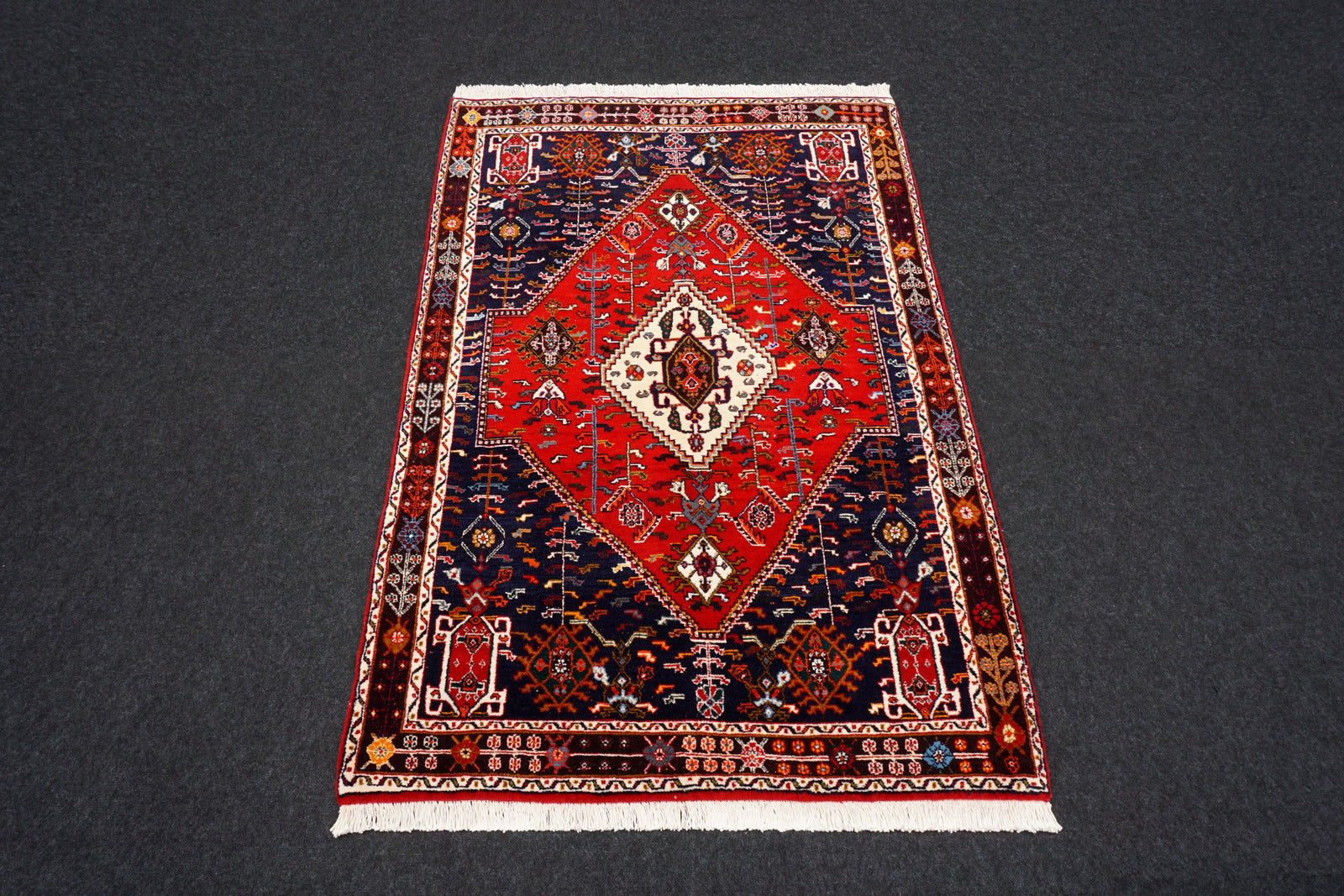 Gaschgai Schiraz Teppich 155 x 108 cm Nomaden Perserteppich