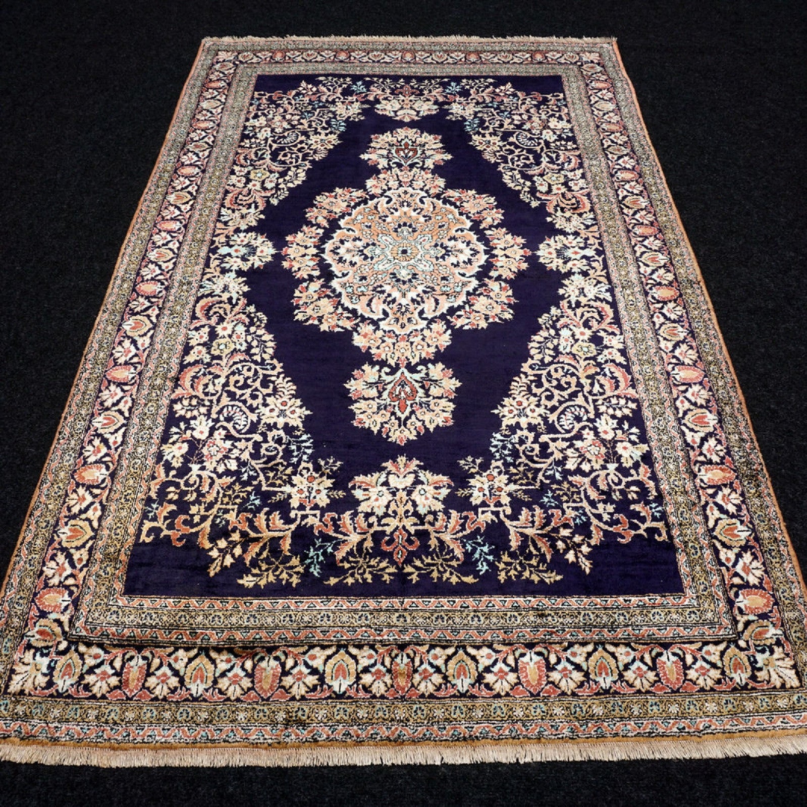 Ghom Seidenteppich 180 x 110 cm Perserteppich Dunkelblau