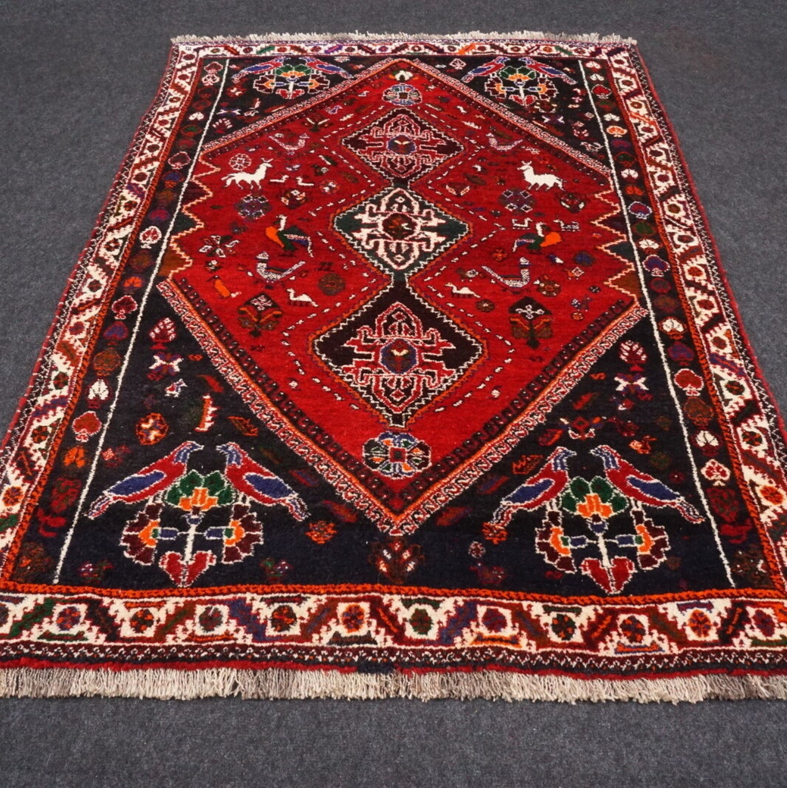 Gaschgai Schiraz 175 x 120 cm Dunkelrot Perserteppich Handgeknüpft