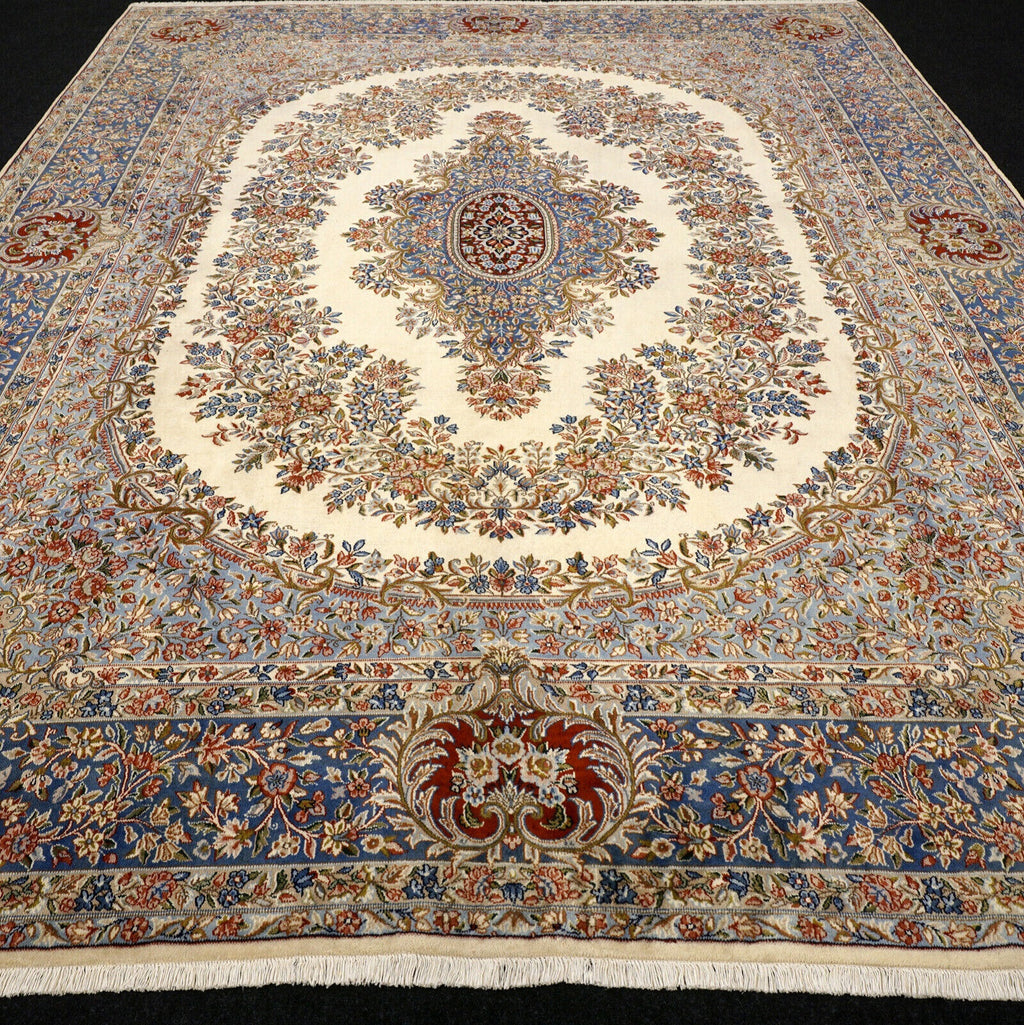 Kerman 385 x 300 cm Kirman Beige Orient Teppich