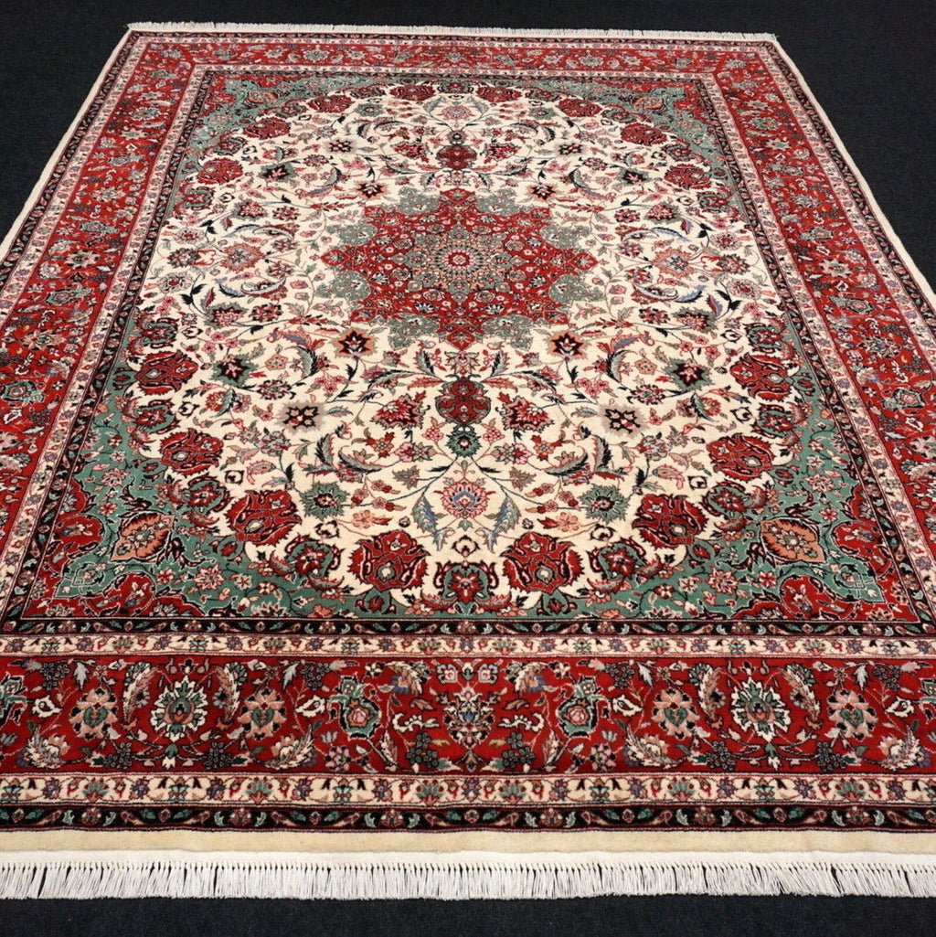 Orient Teppich Täbriz 307 x 243 cm China