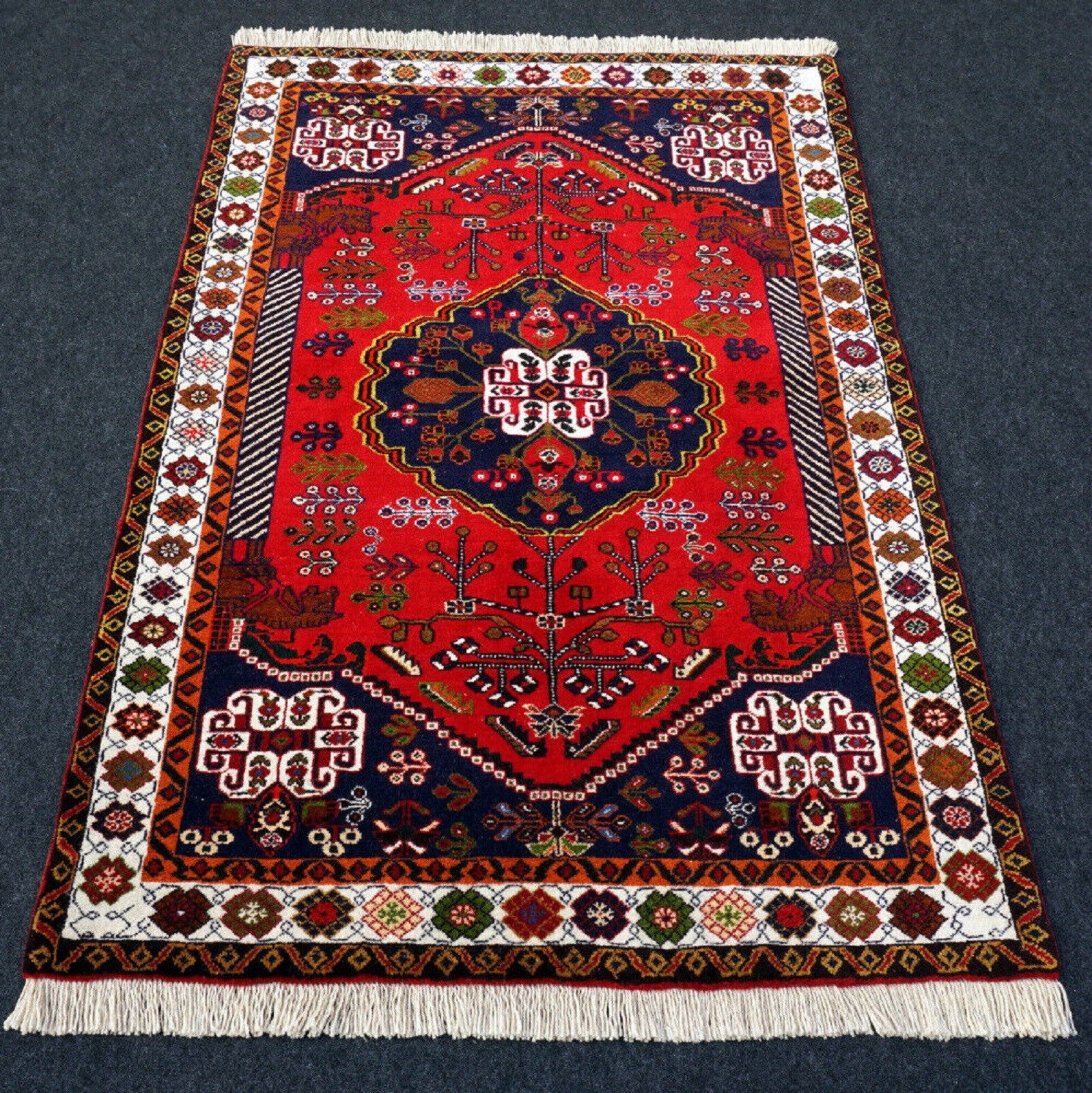Afschar Schiraz 146 x 100 cm Perserteppich Handgeknüpft