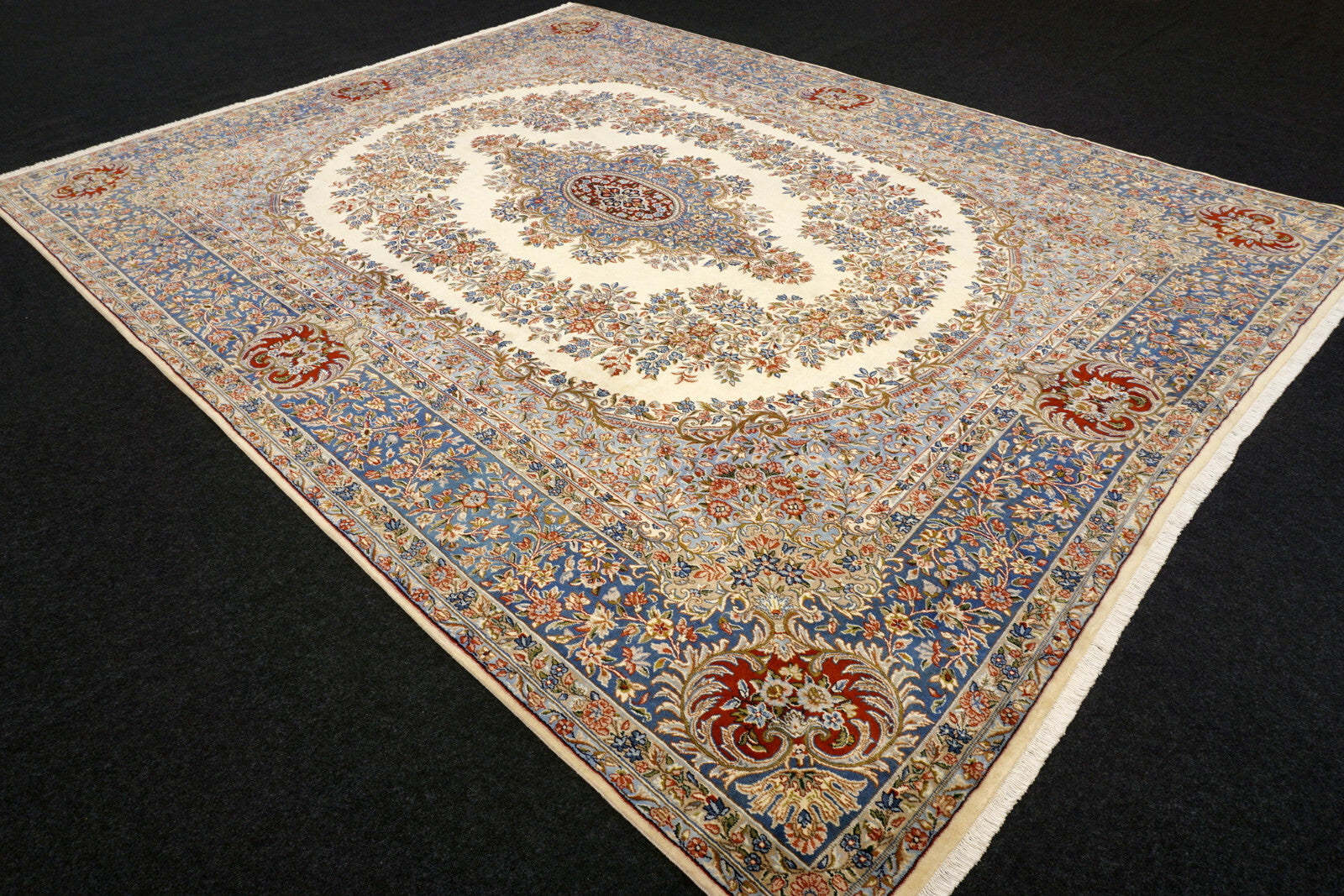 Kerman 385 x 300 cm Kirman Beige Orient Teppich