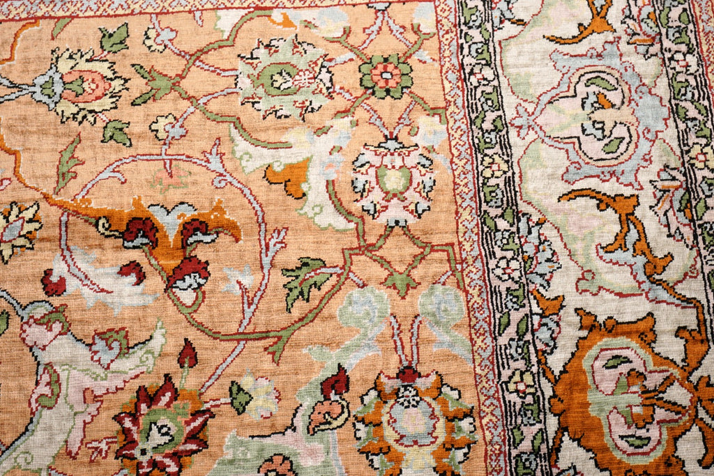 Hereke Seidenteppich - Medaillon in Beige und Rose