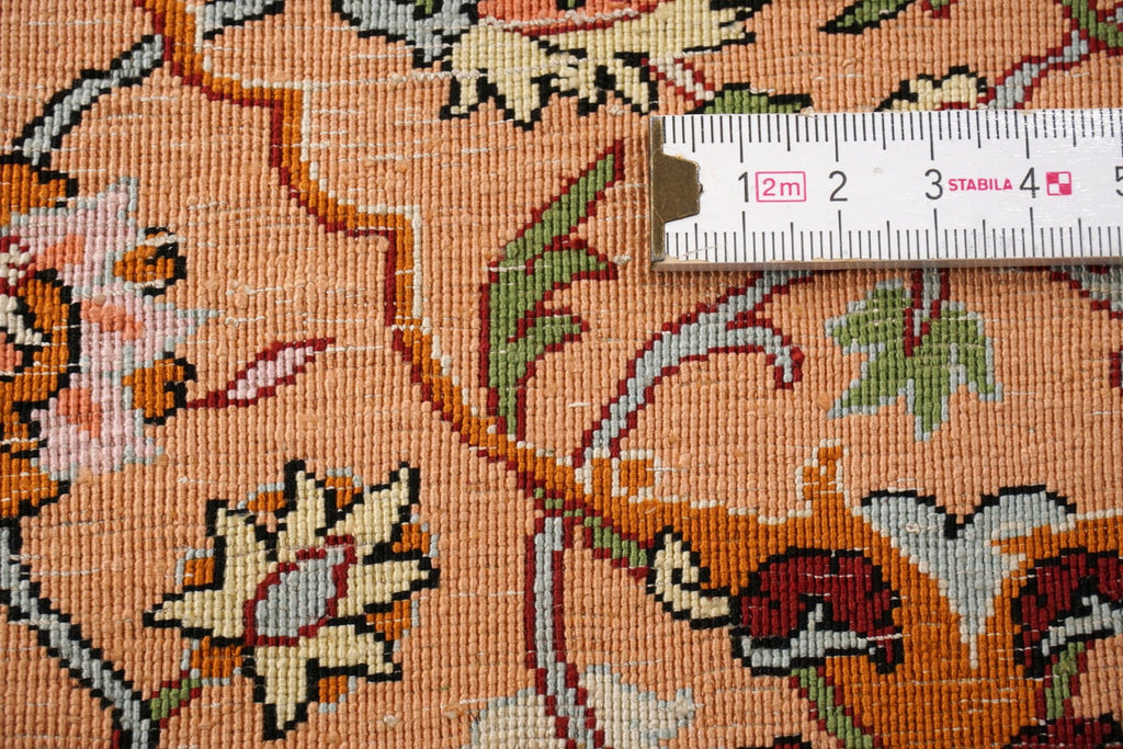 Hereke Seidenteppich - Medaillon in Beige und Rose