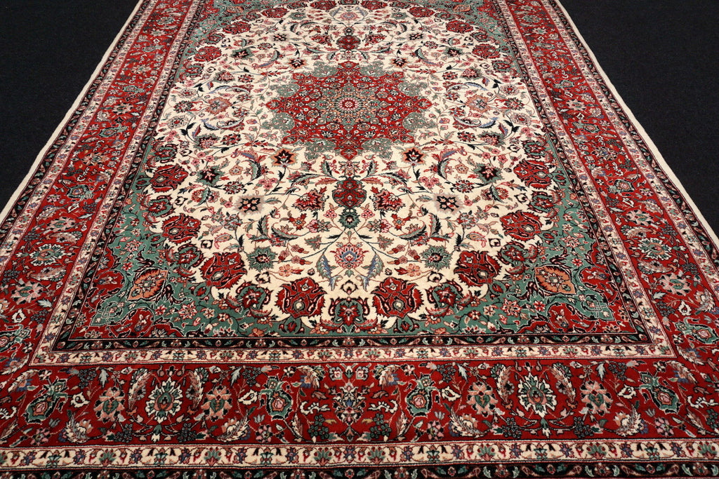 Orient Teppich Täbriz 307 x 243 cm China
