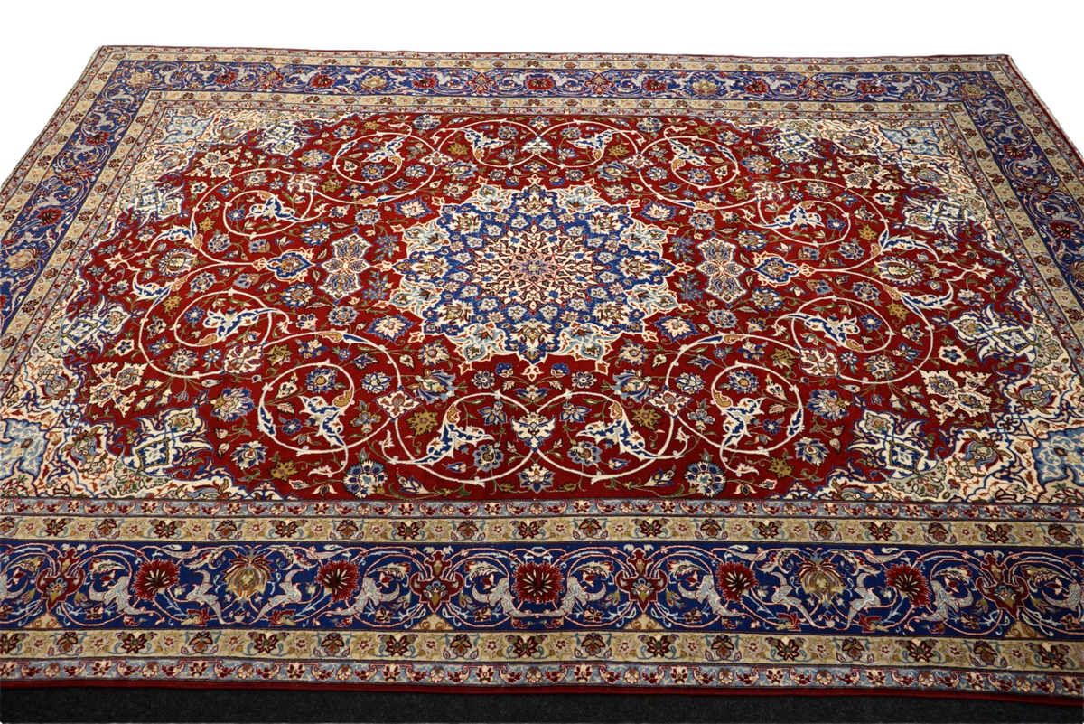 Isfahan Perserteppich - Rot mit Medaillon und Naturseide