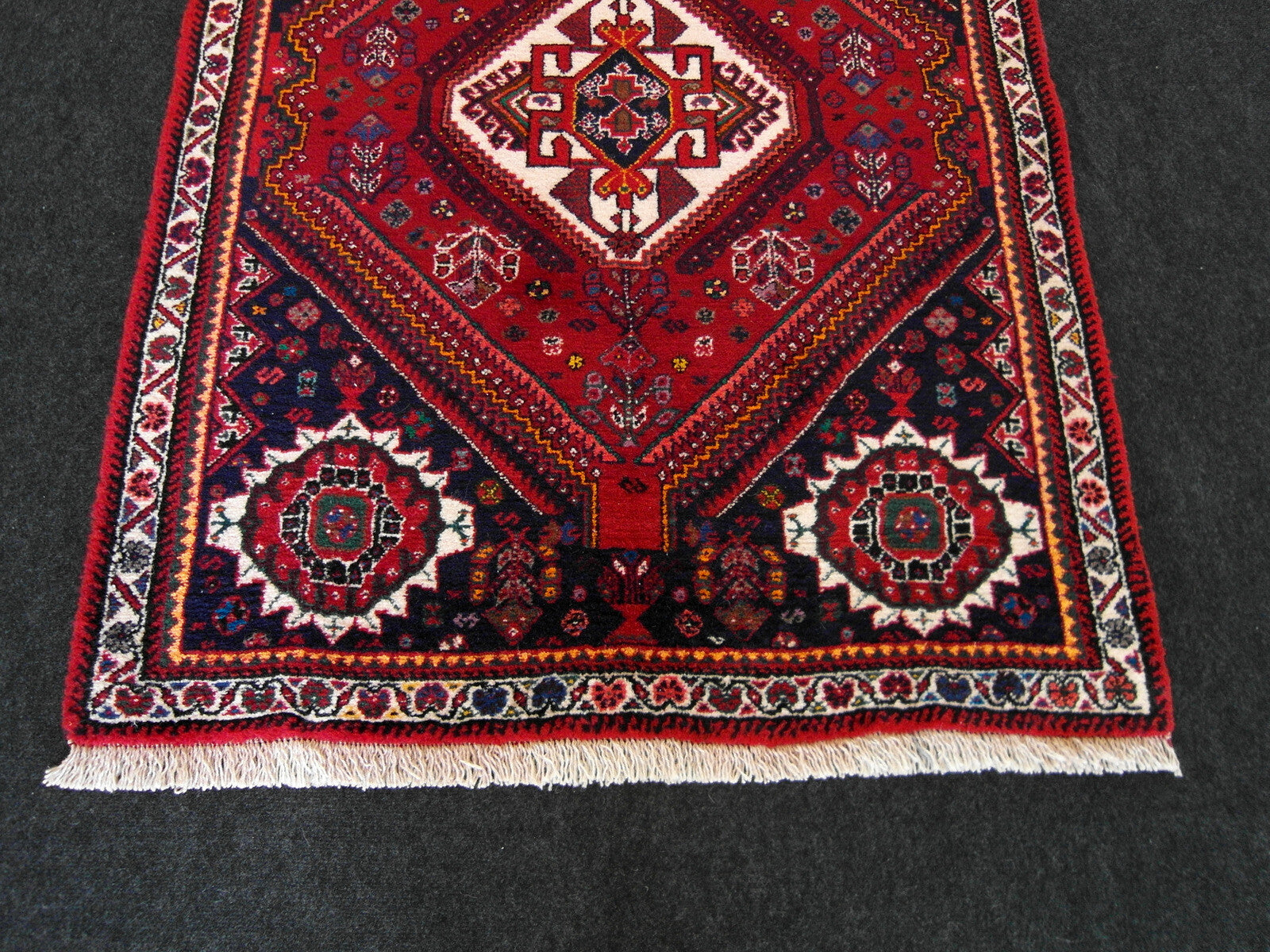 Gaschgai Perserteppich 152 x 112 cm Rot
