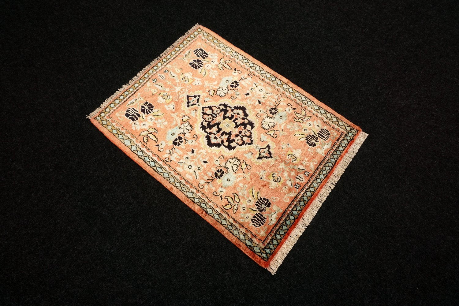 Ghom Seidenteppich 76 x 60 cm Perser Teppich