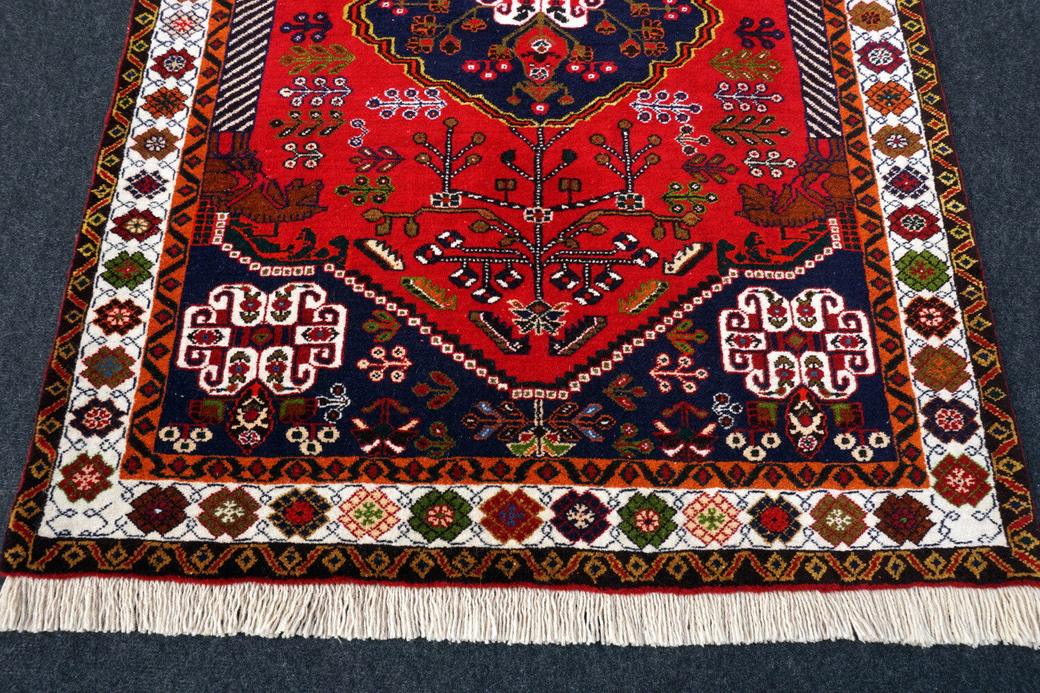 Afschar Schiraz 146 x 100 cm Perserteppich Handgeknüpft