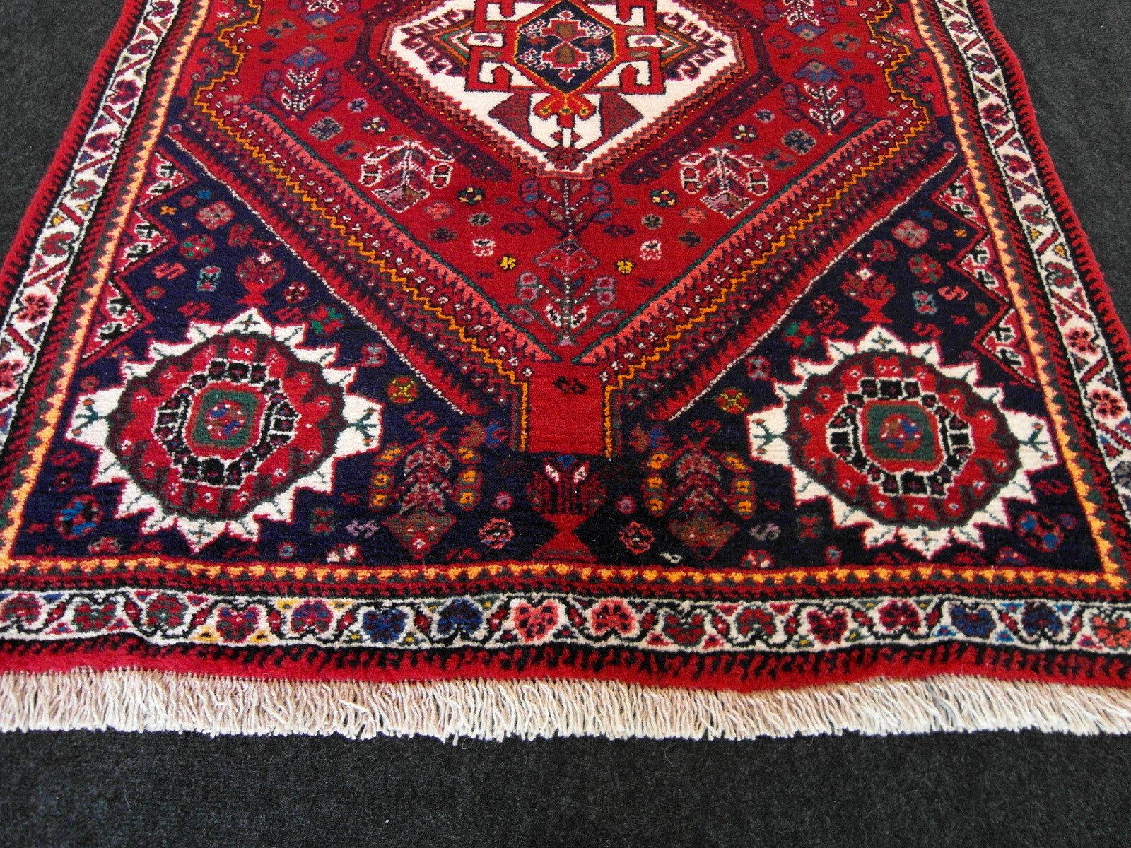 Gaschgai Perserteppich 152 x 112 cm Rot