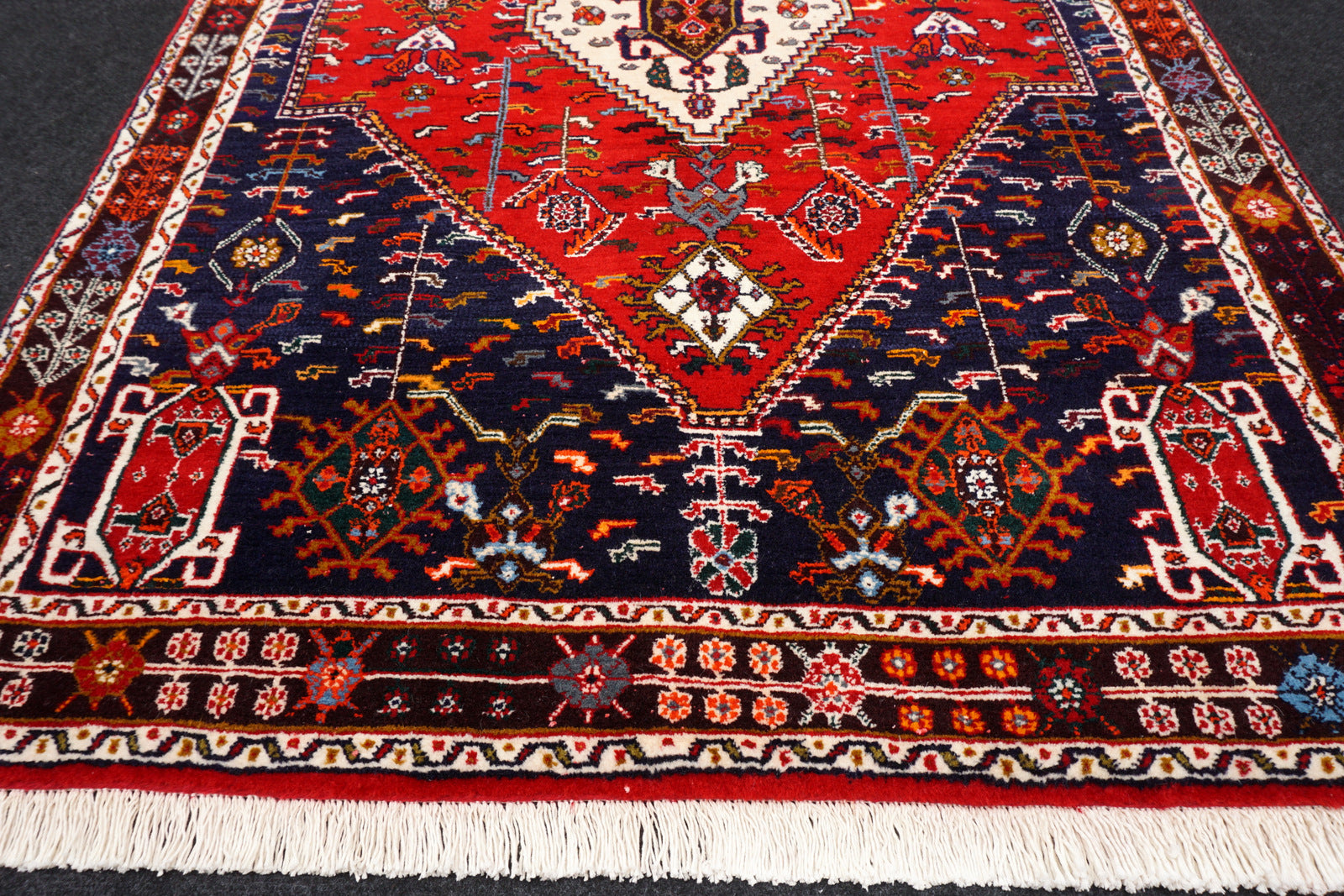 Gaschgai Schiraz Teppich 155 x 108 cm Nomaden Perserteppich