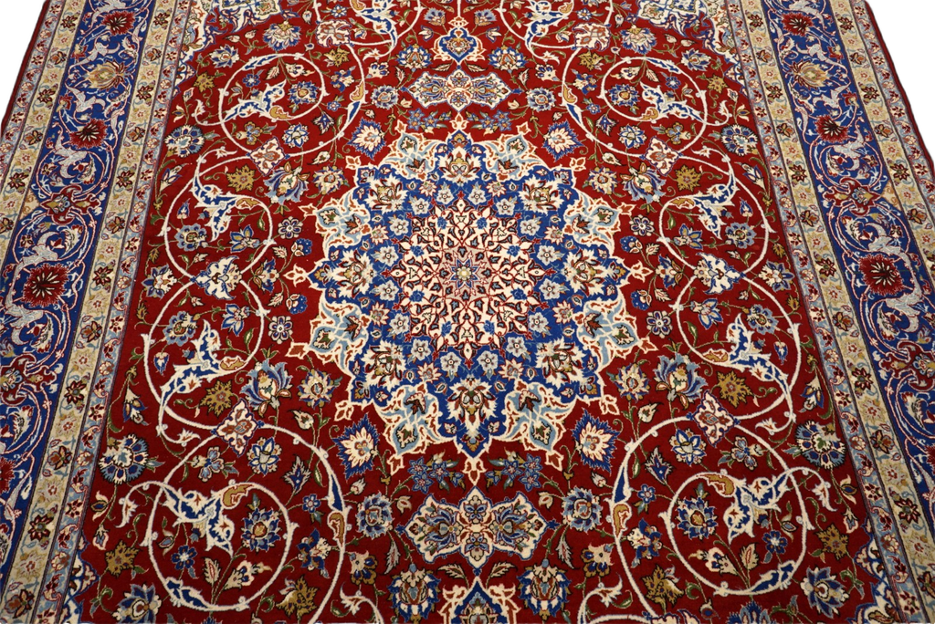 Isfahan Perserteppich - Rot mit Medaillon und Naturseide