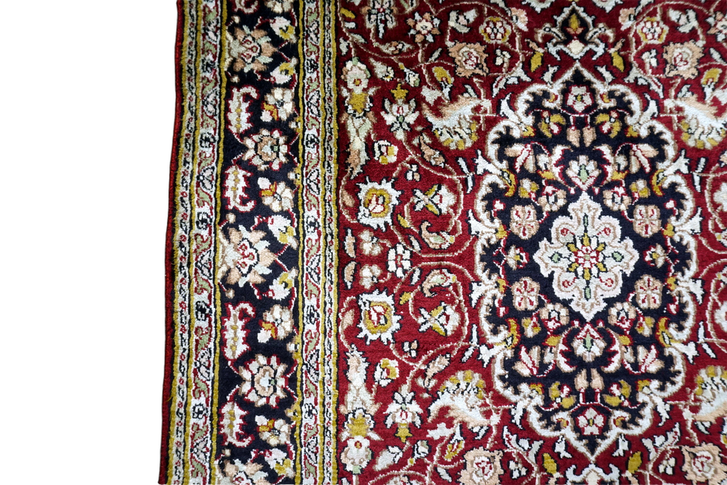 Kaschmir Seidenteppich - Ghom Medaillon in Rot und Creme
