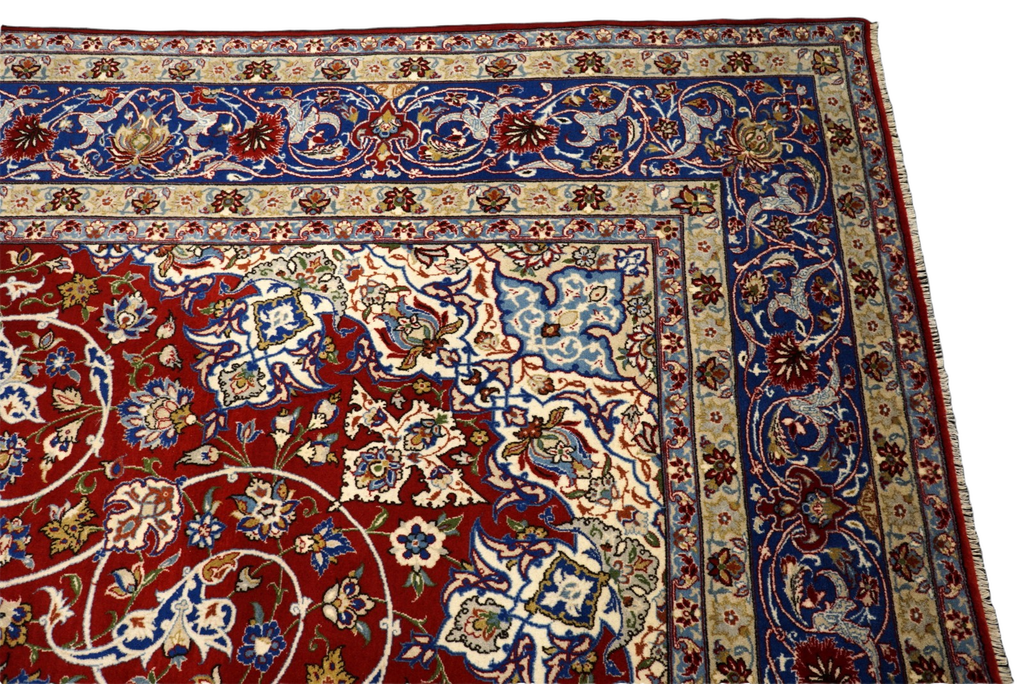 Isfahan Perserteppich - Rot mit Medaillon und Naturseide