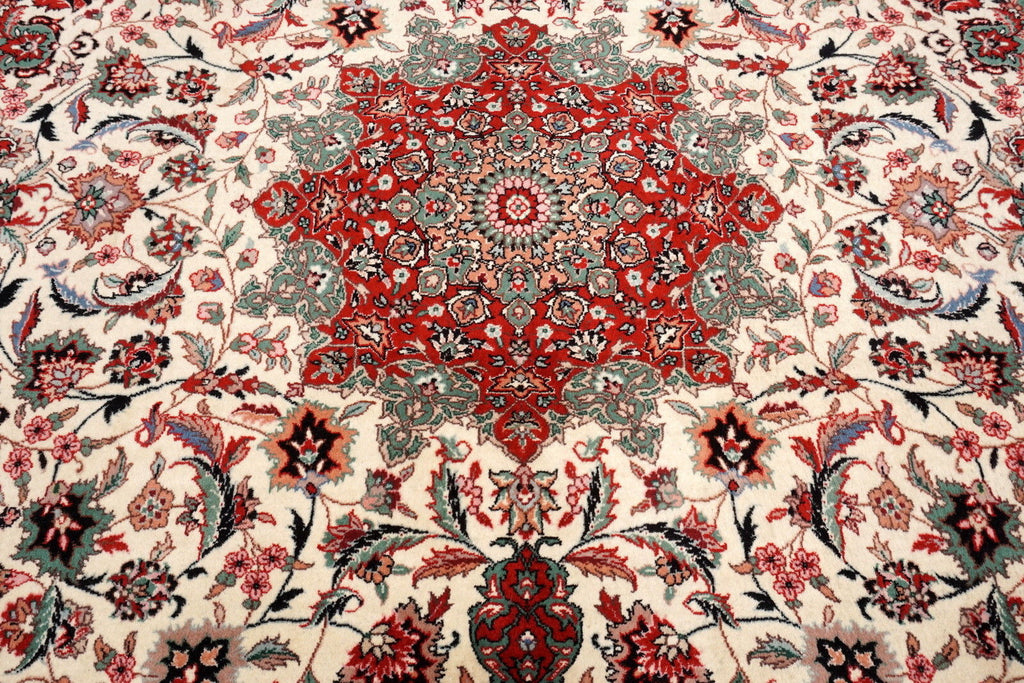 Orient Teppich Täbriz 307 x 243 cm China
