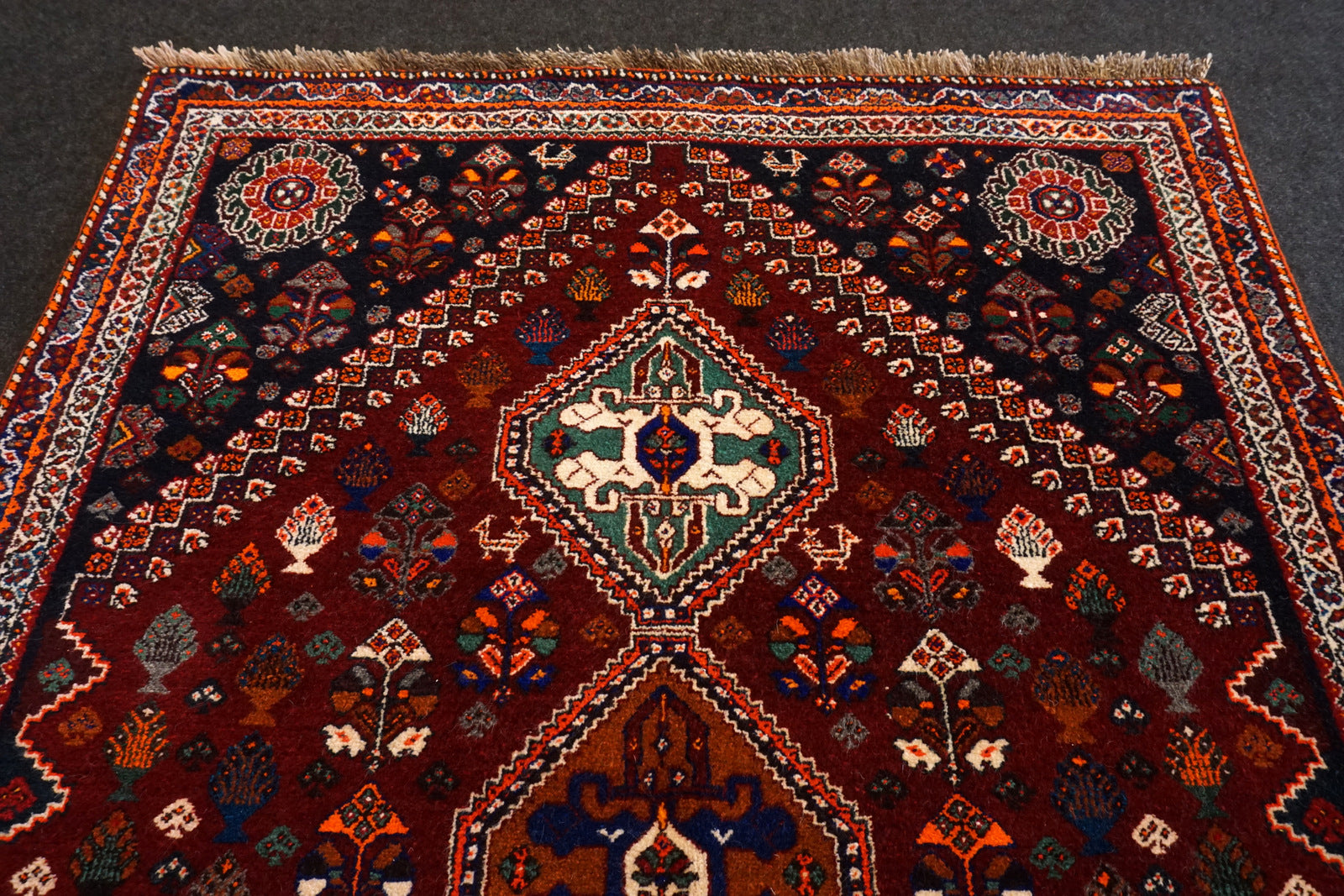 Gaschgai Schiraz Teppich 165 x 114 cm Perserteppich