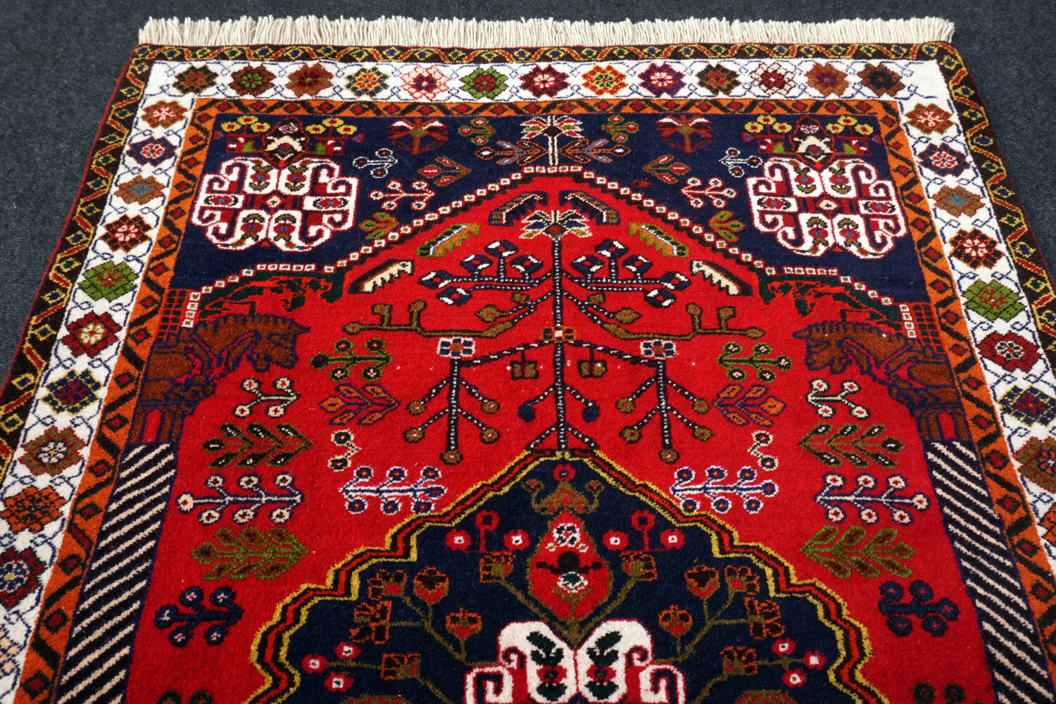 Afschar Schiraz 146 x 100 cm Perserteppich Handgeknüpft