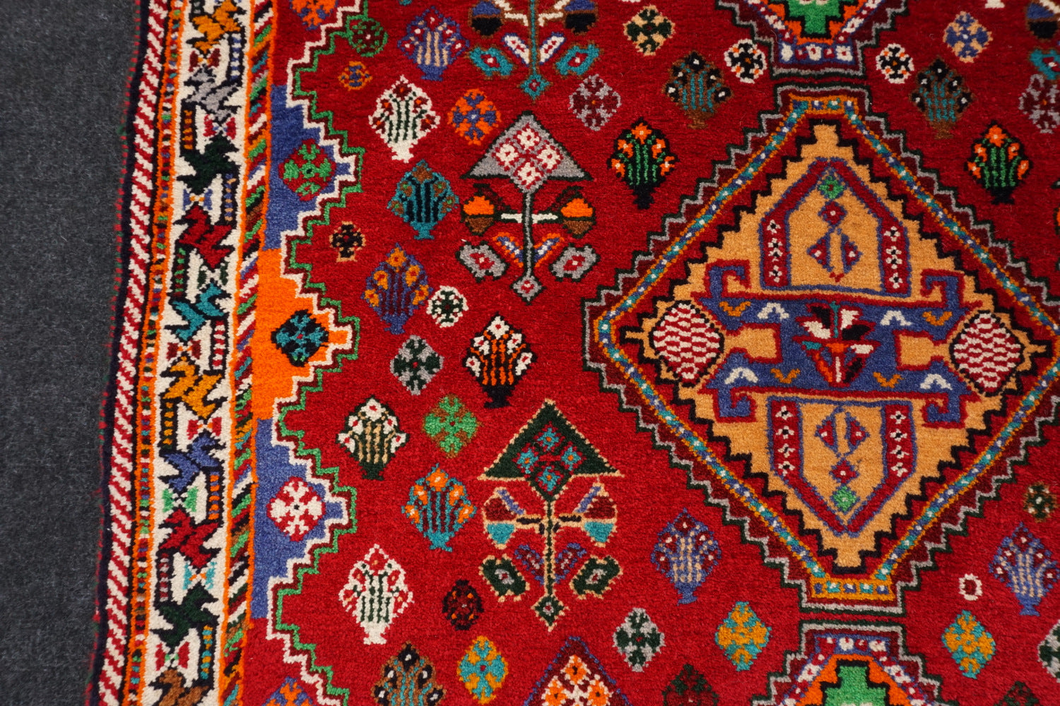 Schiraz Gaschgai 164 x 96 cm Perserteppich