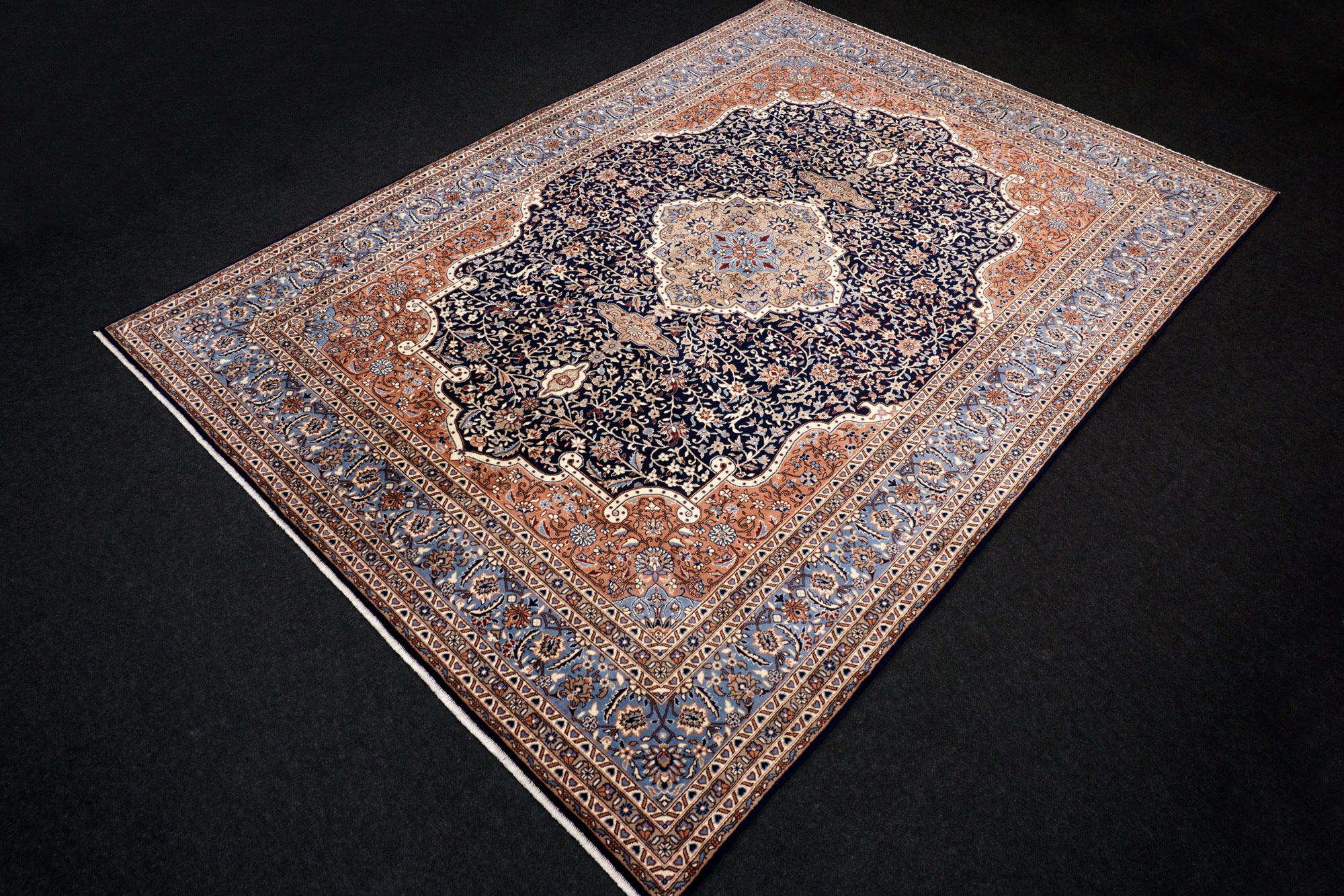 China Kerman Orient Teppich 344 x 245 cm Dunkelblau
