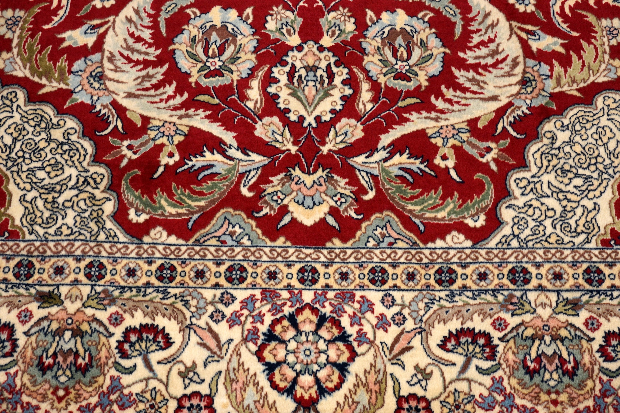 Orientteppich mit klassischem Sarough-Dekor