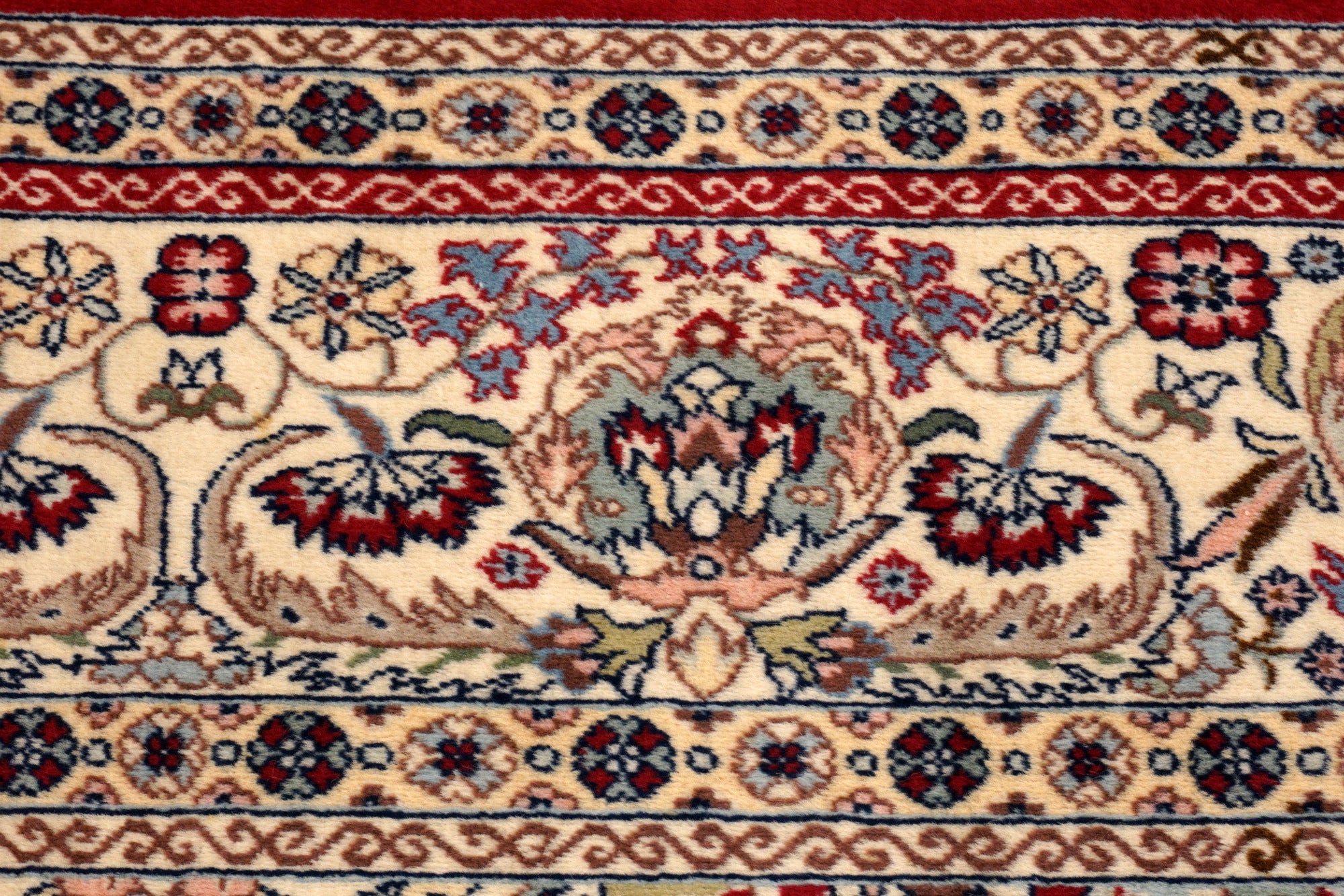 Orientteppich mit klassischem Sarough-Dekor