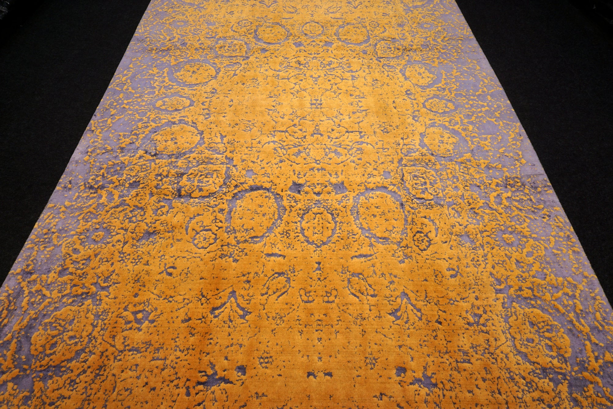 Designerteppich 343 x 232 cm Gold Lila Handgeknüpft
