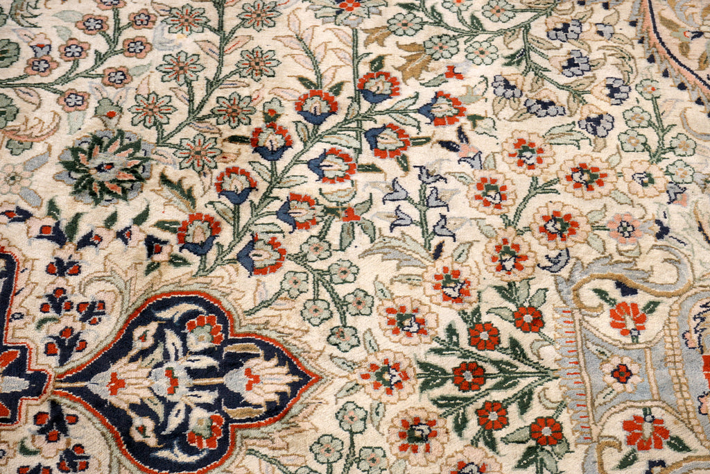 China Seidenteppich 387 x 284 cm Orient Teppich