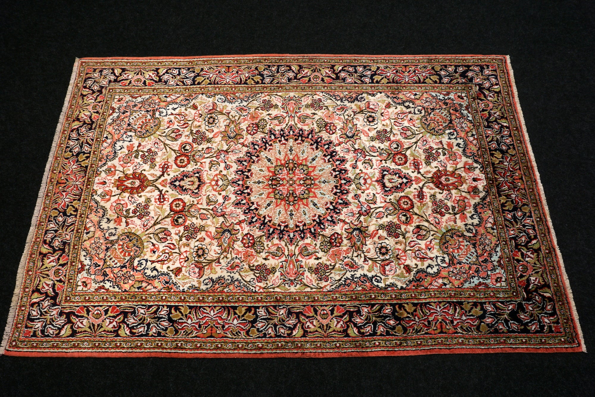 Ghom Seidenteppich 156 x 107 cm Perserteppich Handgeknüpft
