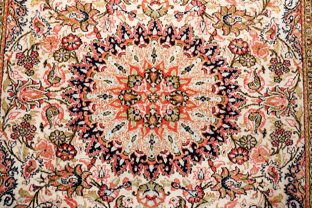 Ghom Seidenteppich 156 x 107 cm Perserteppich Handgeknüpft