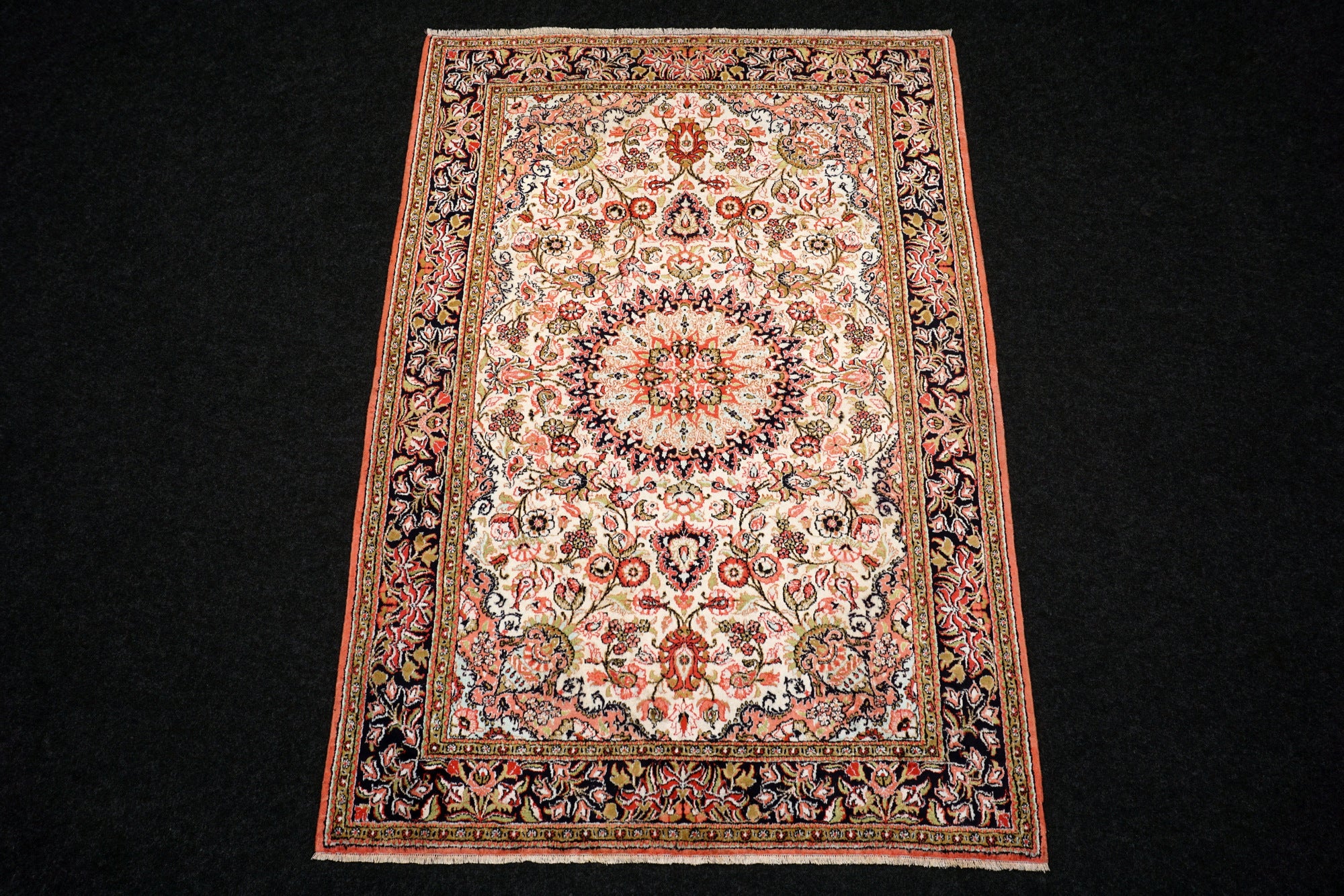 Ghom Seidenteppich 156 x 107 cm Perserteppich Handgeknüpft