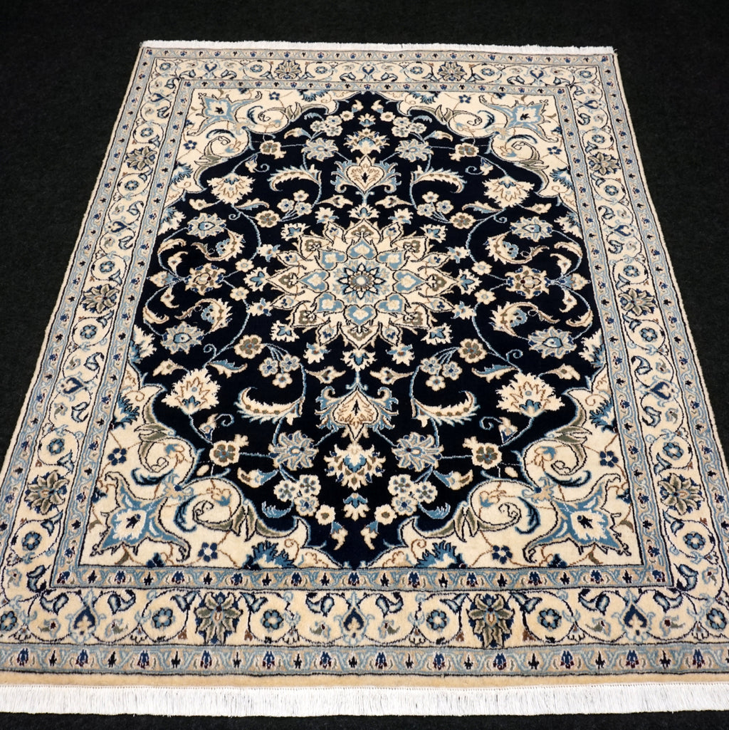 Nain 194 x 152 cm Dunkelblau Seide Handgeknüpft
