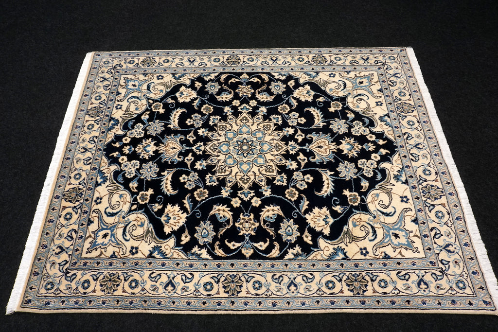 Nain 194 x 152 cm Dunkelblau Seide Handgeknüpft