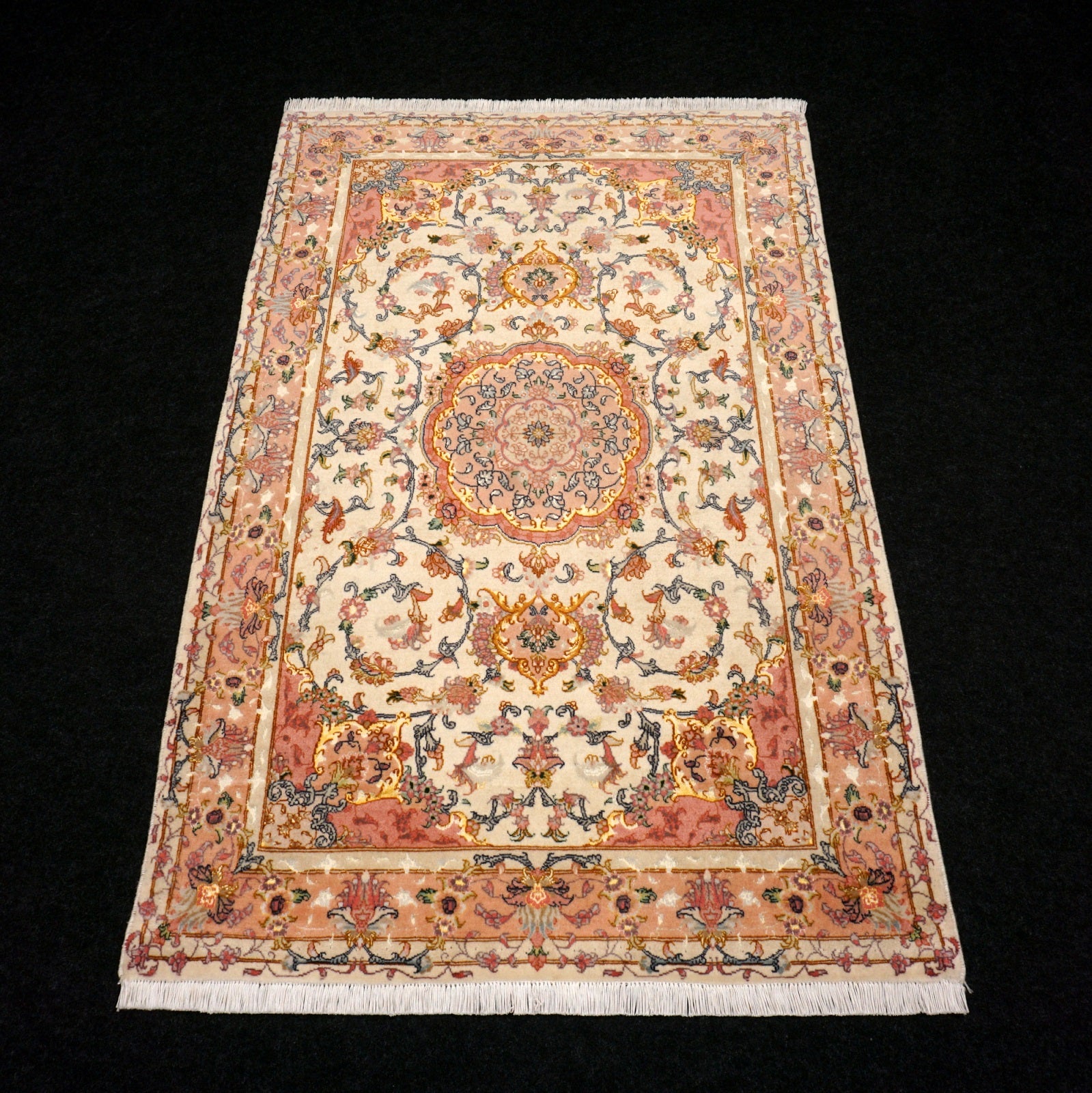 Täbriz Teppich 163 x 102 cm Beige Gold Perserteppich