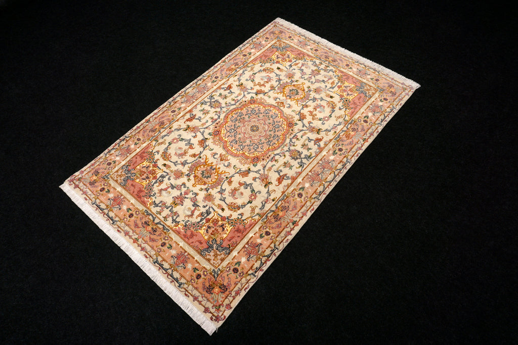 Täbriz Teppich 163 x 102 cm Beige Gold Perserteppich