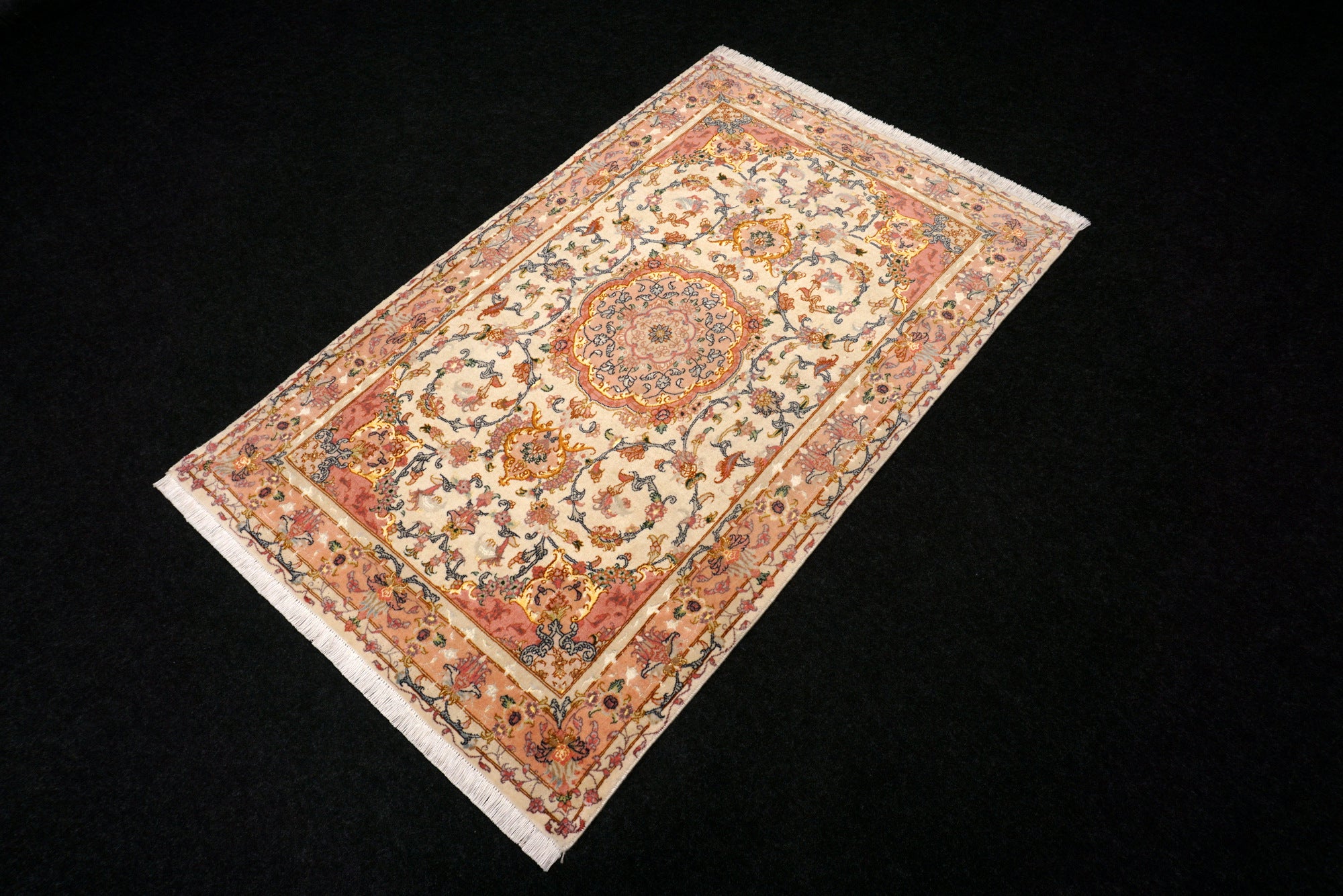 Täbriz Teppich 163 x 102 cm Beige Gold Perserteppich