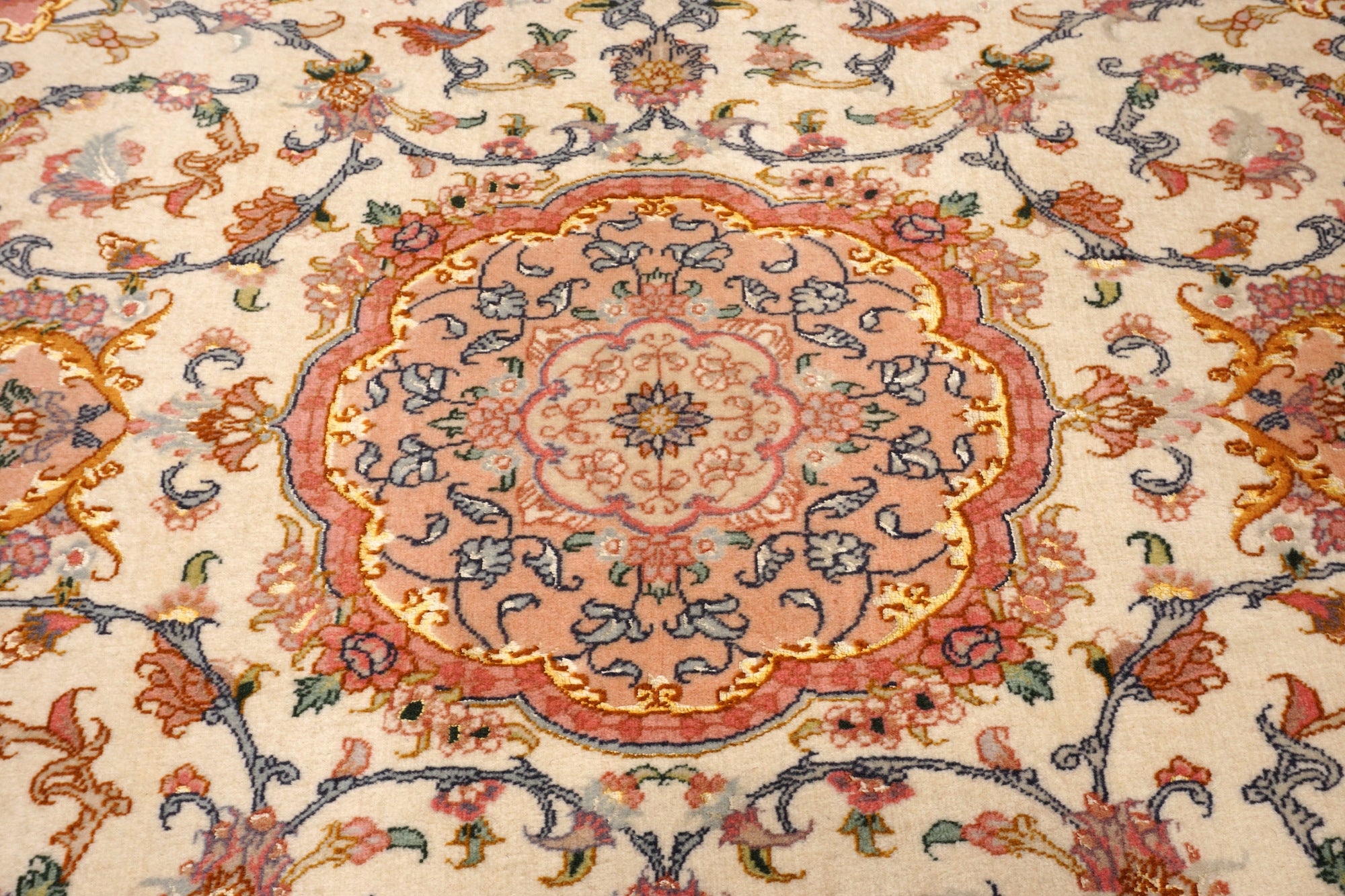 Täbriz Teppich 163 x 102 cm Beige Gold Perserteppich