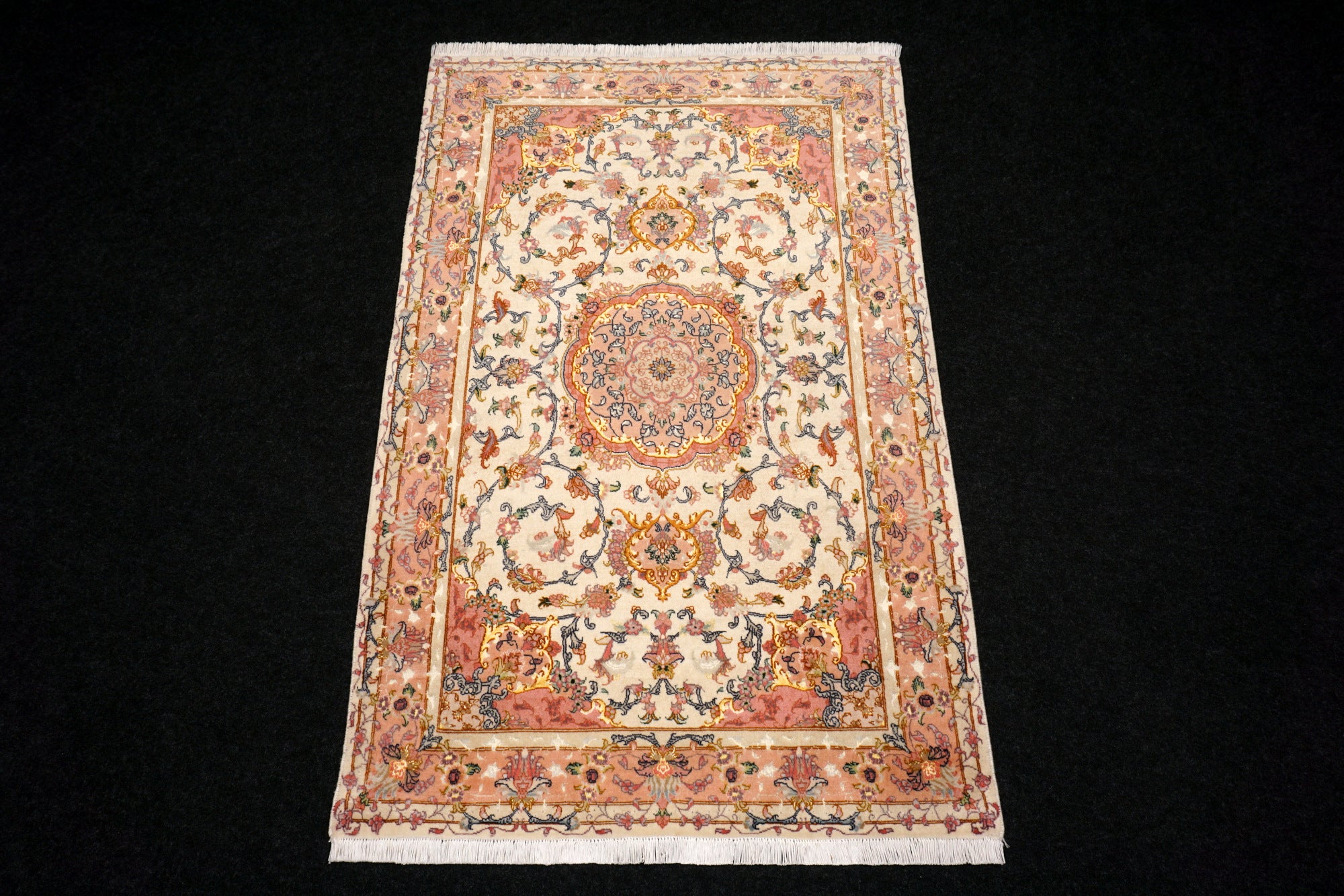 Täbriz Teppich 163 x 102 cm Beige Gold Perserteppich