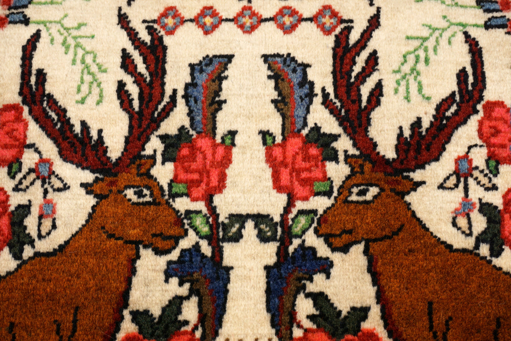 Sarough Perserteppich mit Hirschmotiv