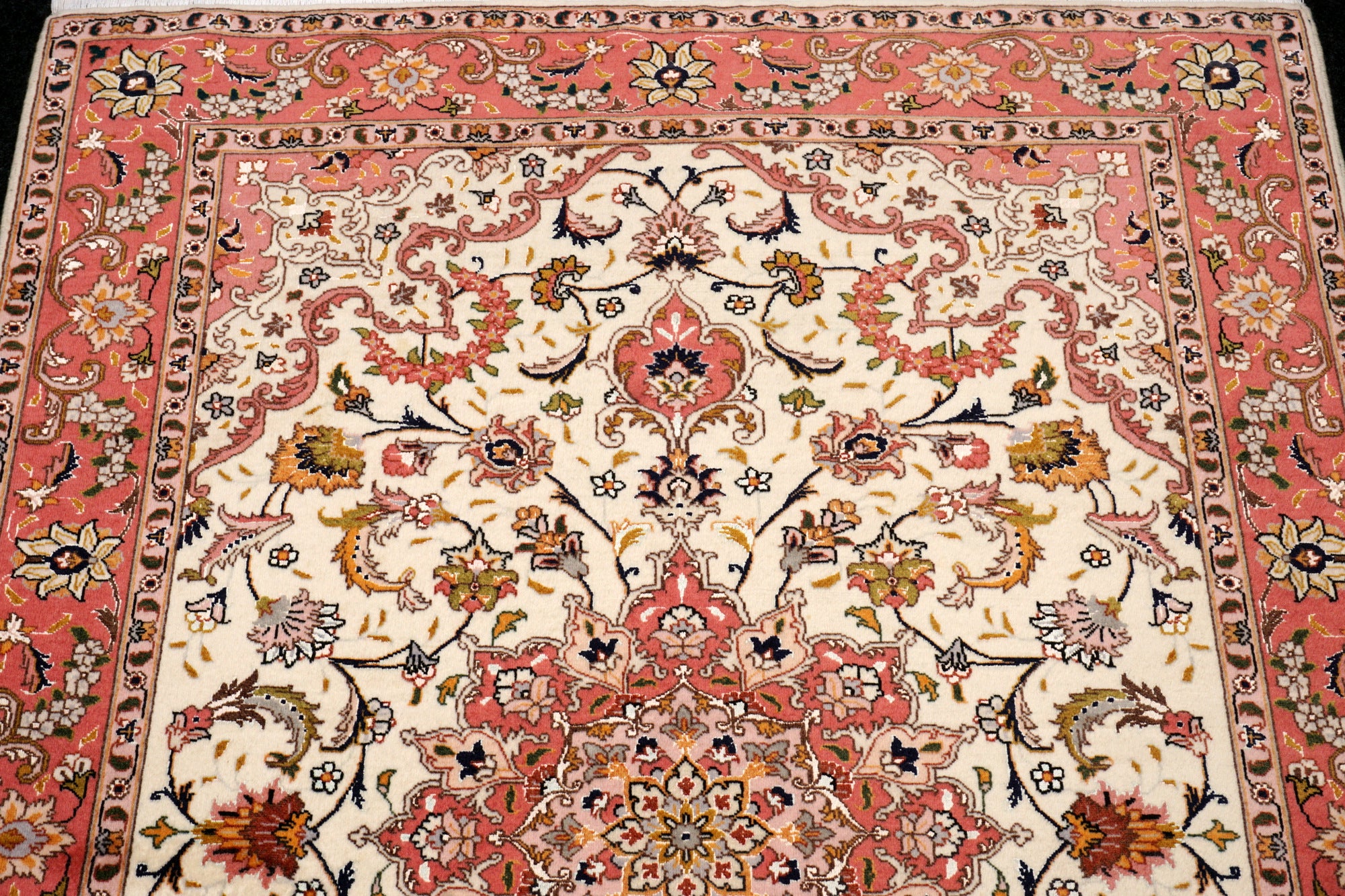 Täbriz Teppich 150 x 102 cm Seide Beige Perserteppich Handgeknüpft