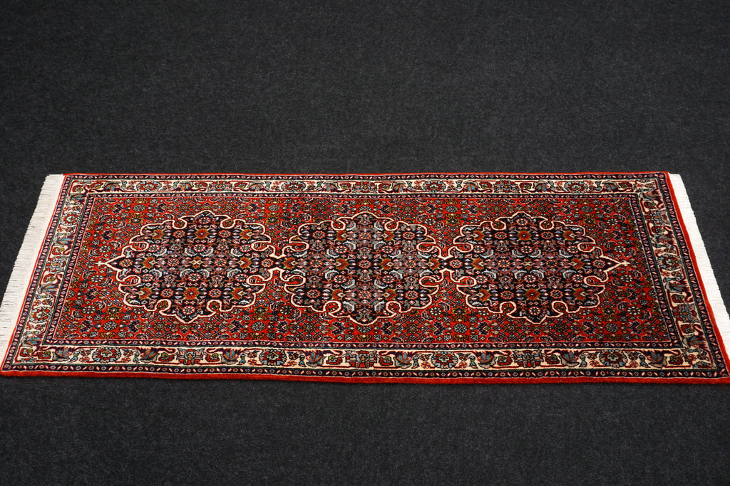 Bidjar Läufer mit Medaillon in Rot und Dunkelblau