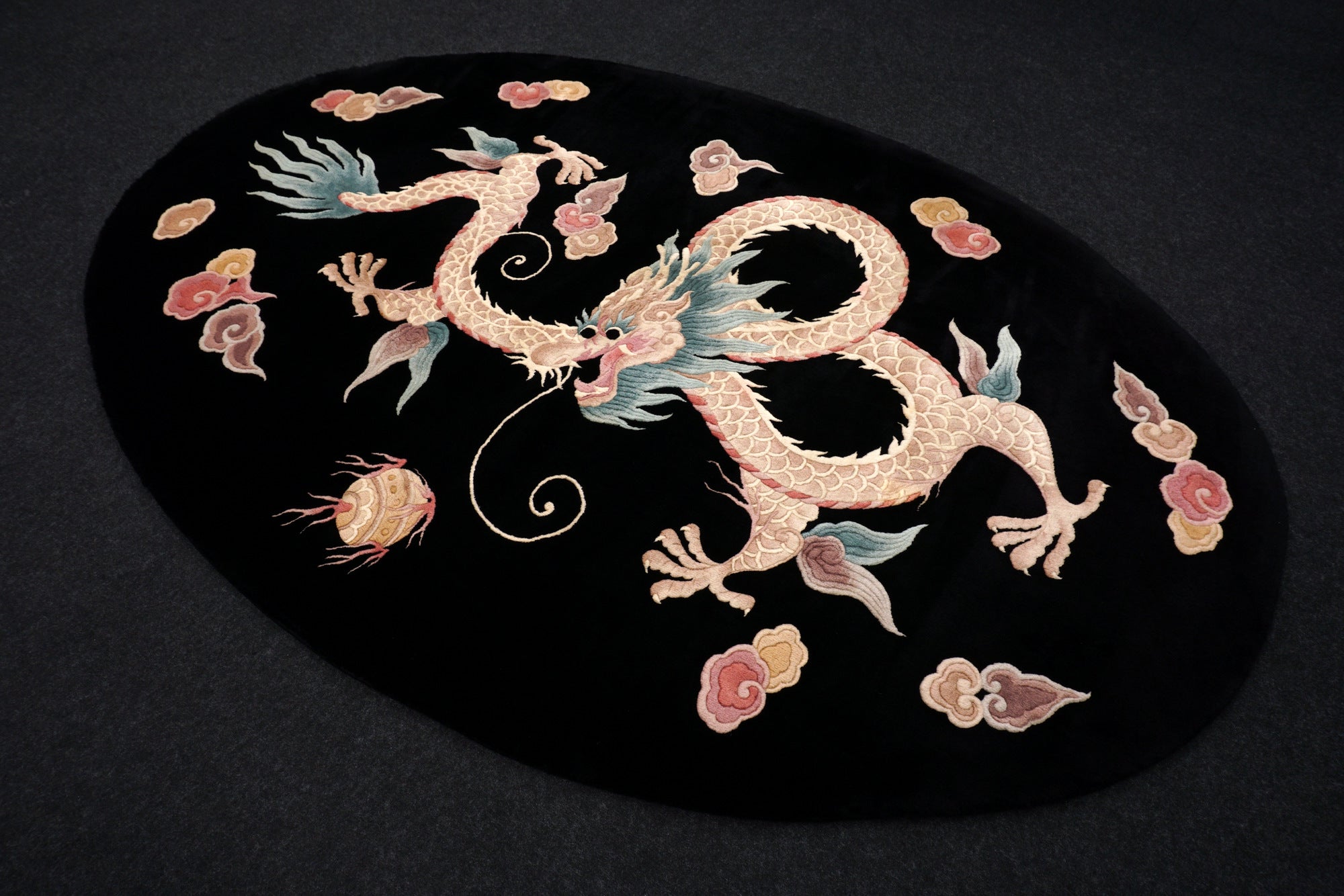 China Drachen Motiv 277 x 183 cm Orient Teppich
