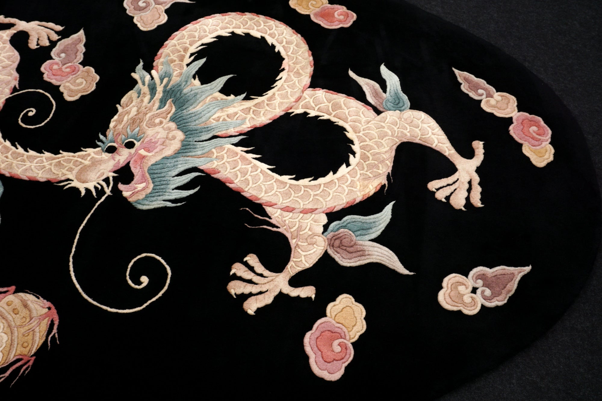 China Drachen Motiv 277 x 183 cm Orient Teppich