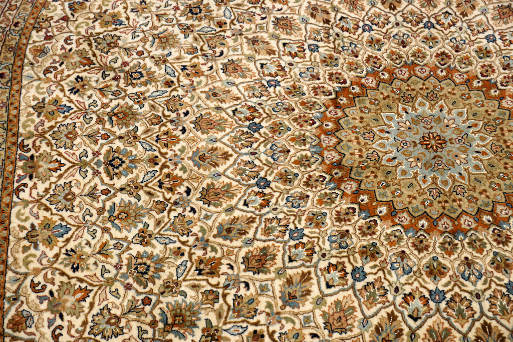 Täbriz Gombad 303 x 246 cm Indo Orient Teppich Handgeknüpft
