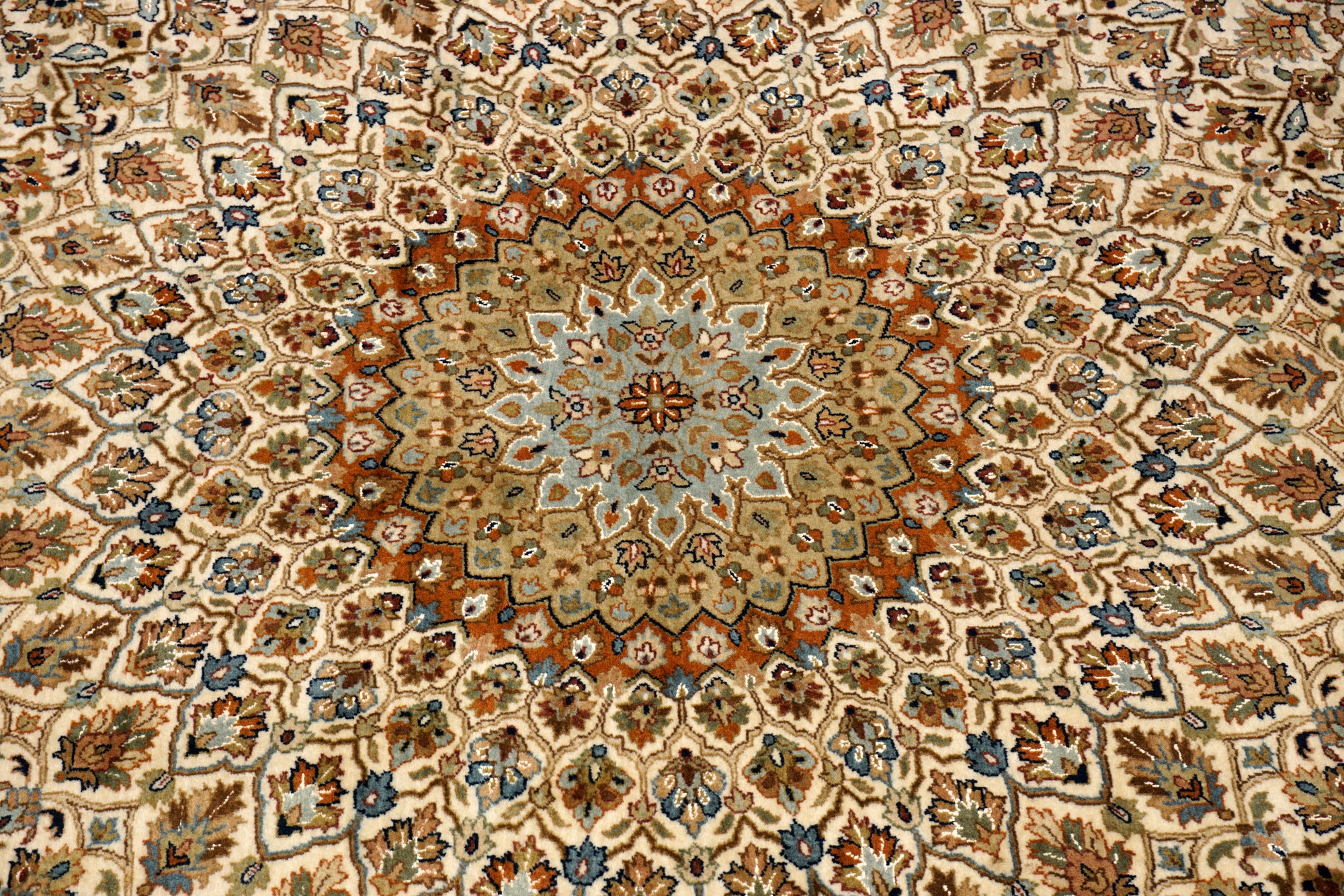 Täbriz Gombad 303 x 246 cm Indo Orient Teppich Handgeknüpft