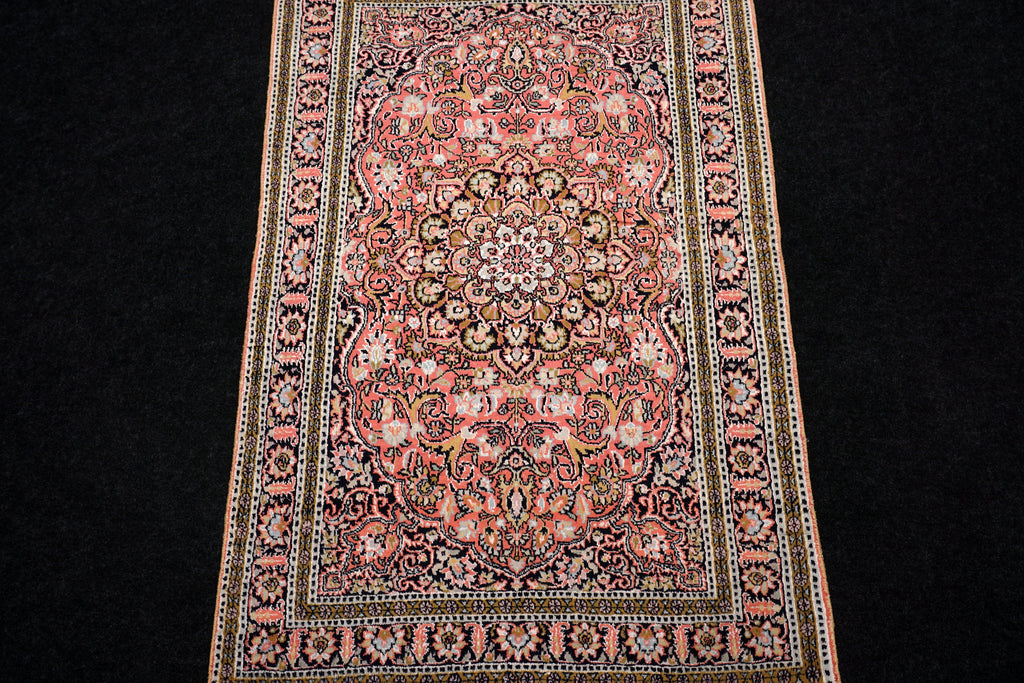 Kaschmir Orientteppich im Ghom-Stil