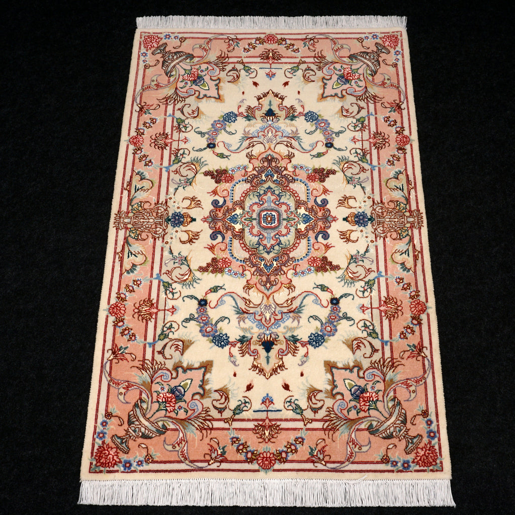 Täbriz Perserteppich - Beige mit Seide und Medaillon
