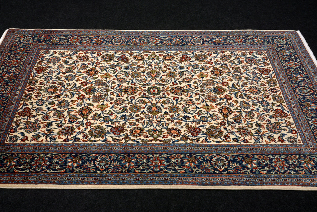 Keschan Perserteppich - florales Muster in Creme und Blau